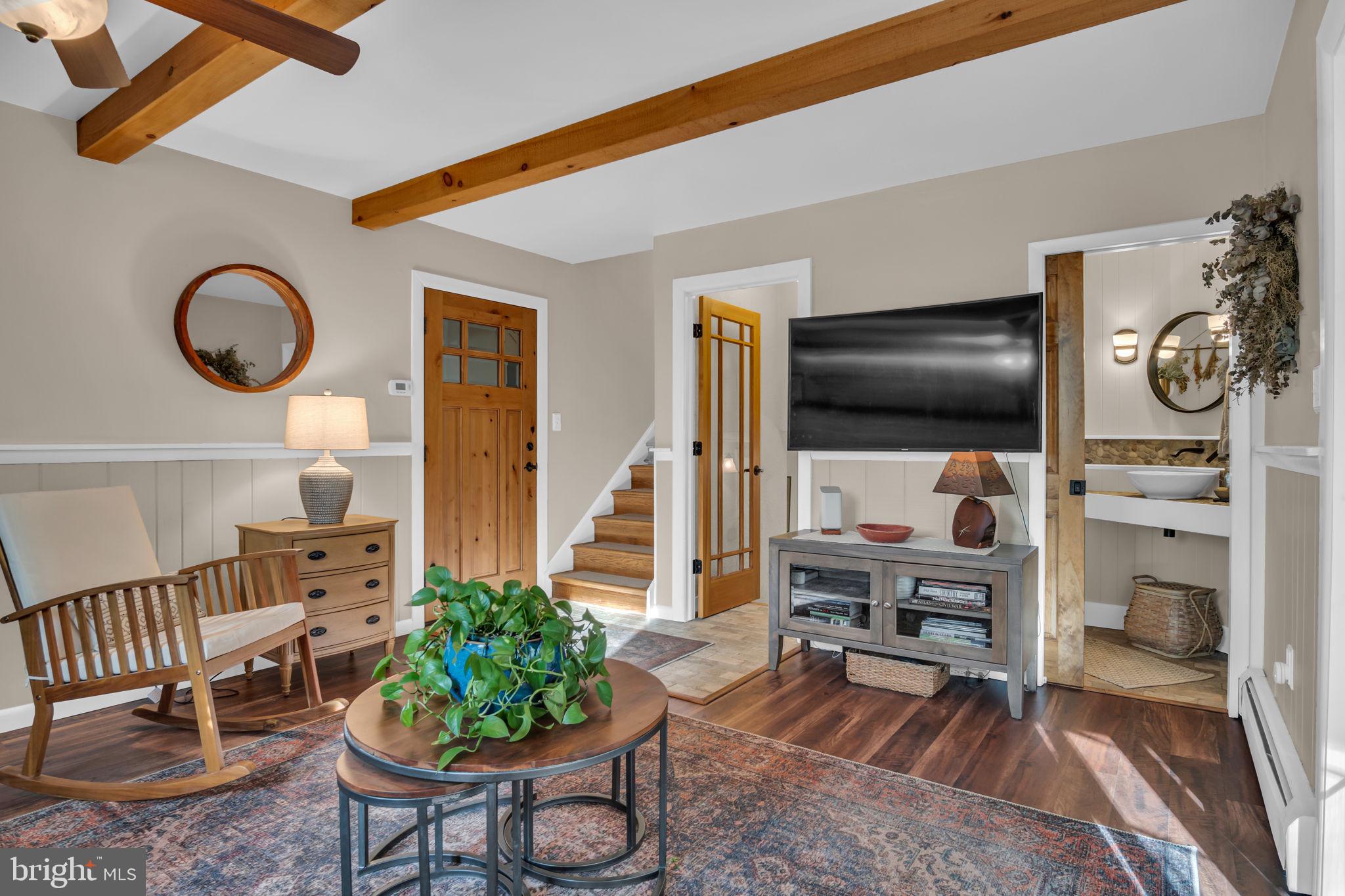 WHITE ROCK ACRES - Residential