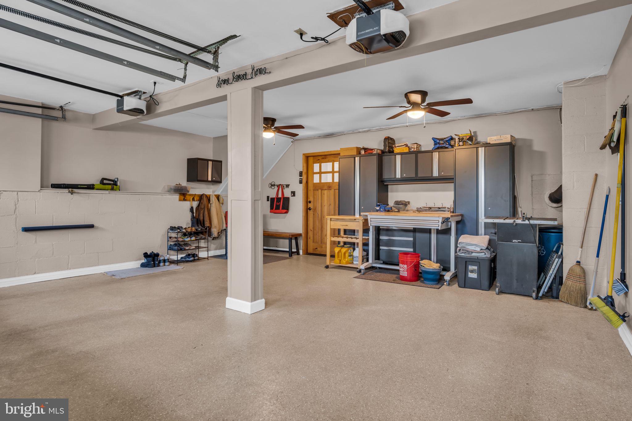 WHITE ROCK ACRES - Residential