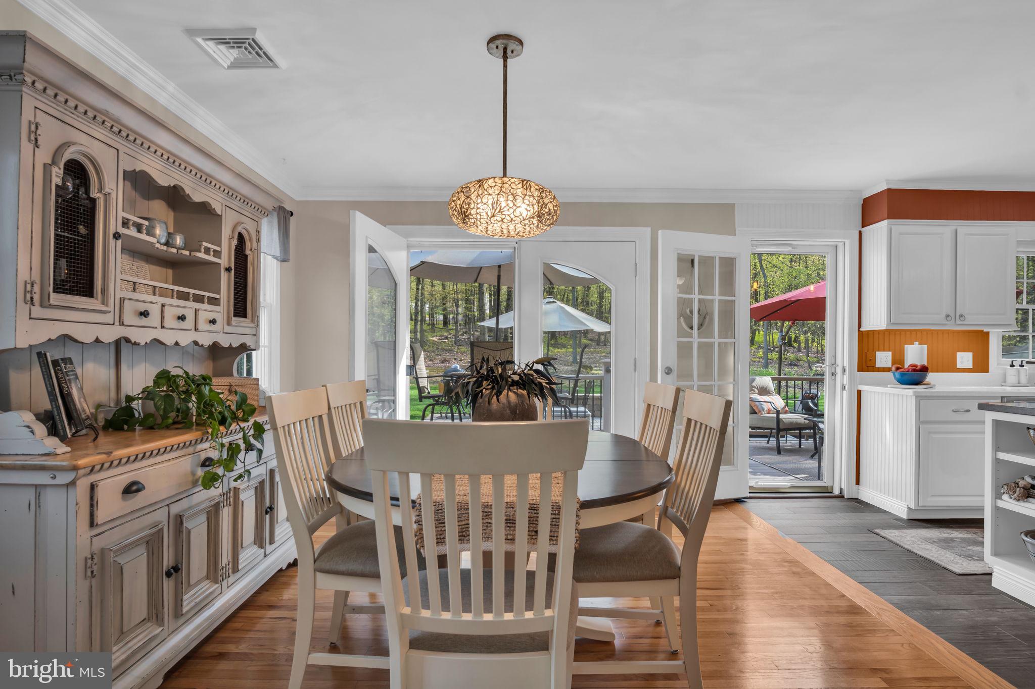 WHITE ROCK ACRES - Residential