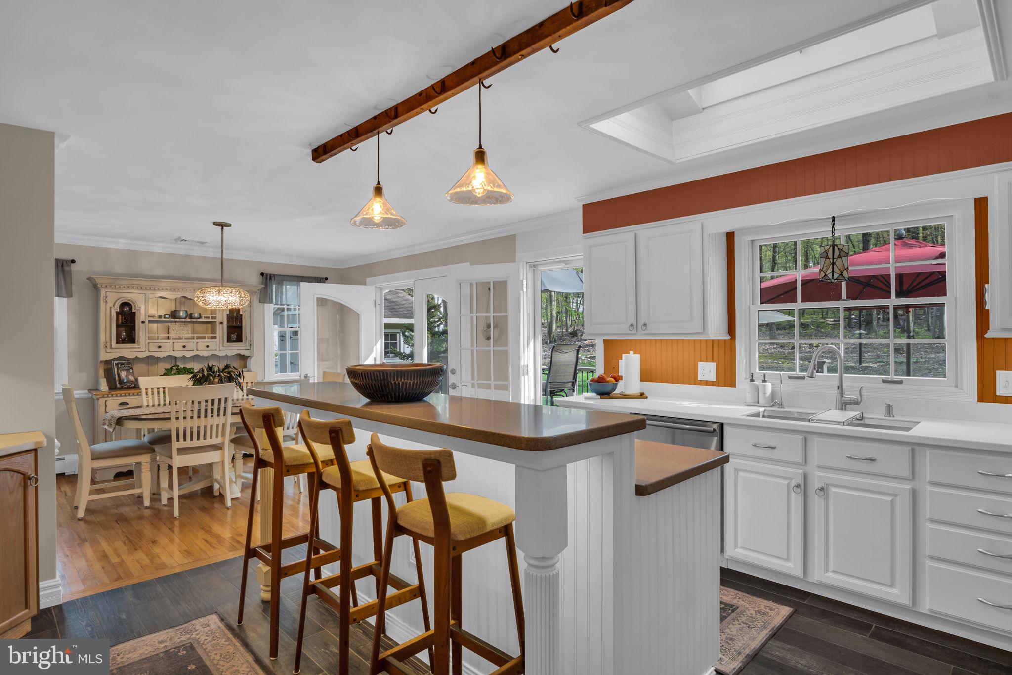 WHITE ROCK ACRES - Residential