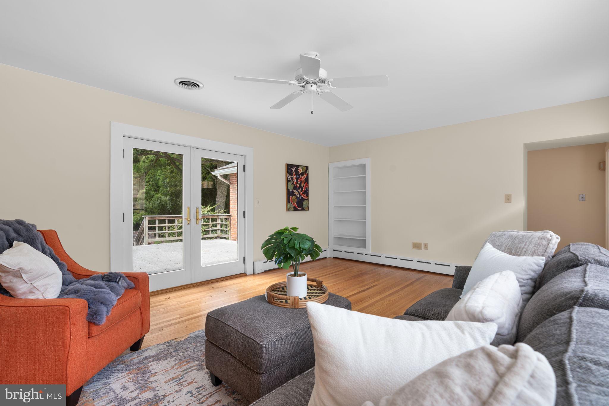 16812 BATCHELLORS FOREST ROAD