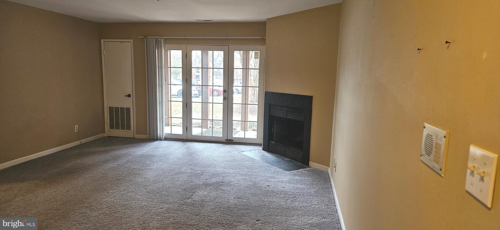 FAIRWAY HILLS - Residential Lease