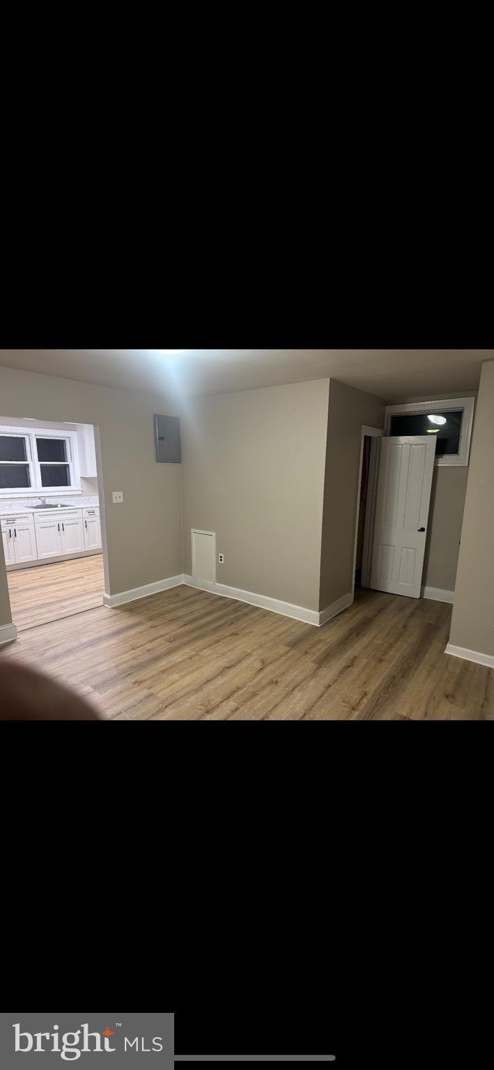 BRISTOL - Residential Lease