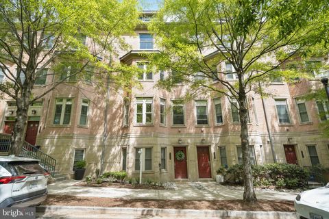 2239 FAIRFAX DRIVE N ARLINGTON VA 22201