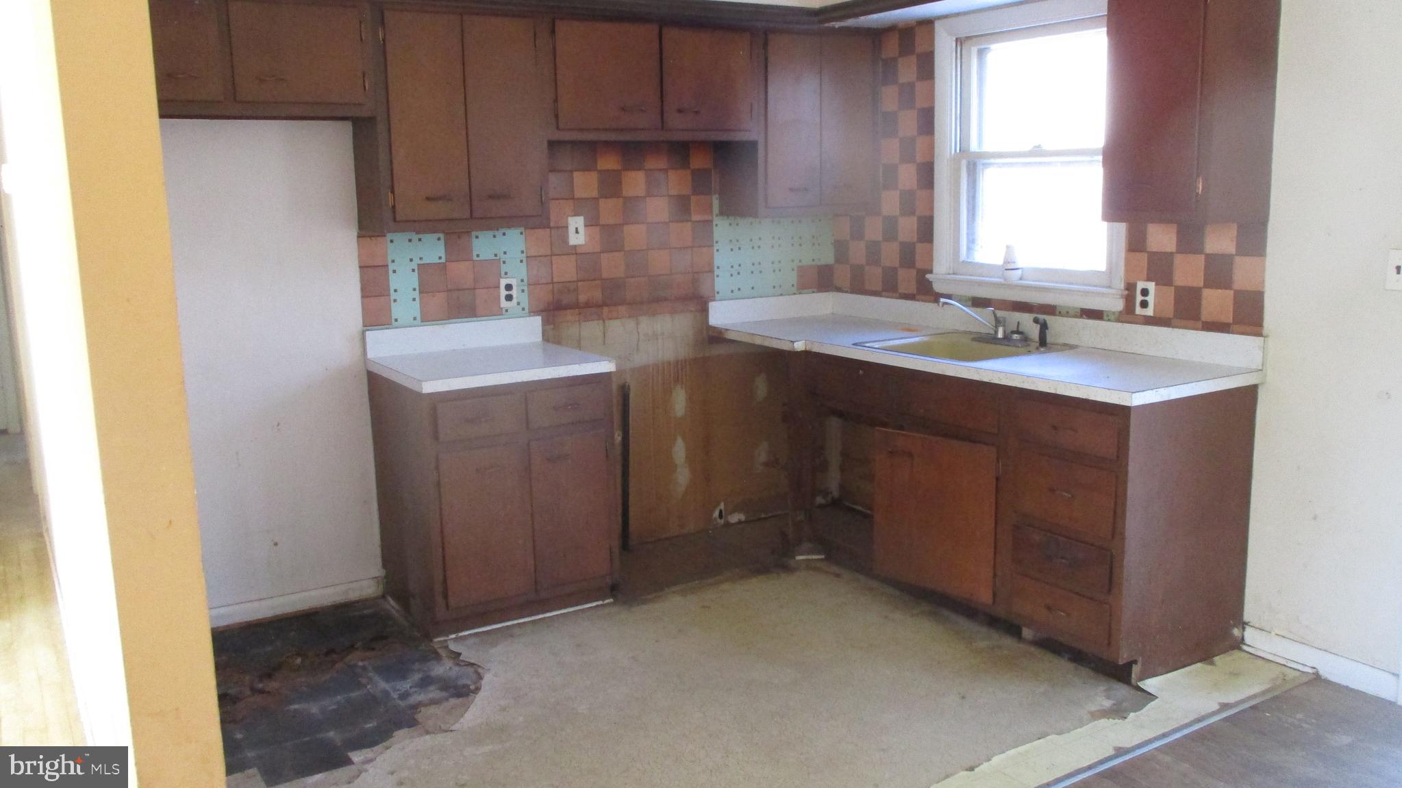 PRIMROSE ACRES - Residential