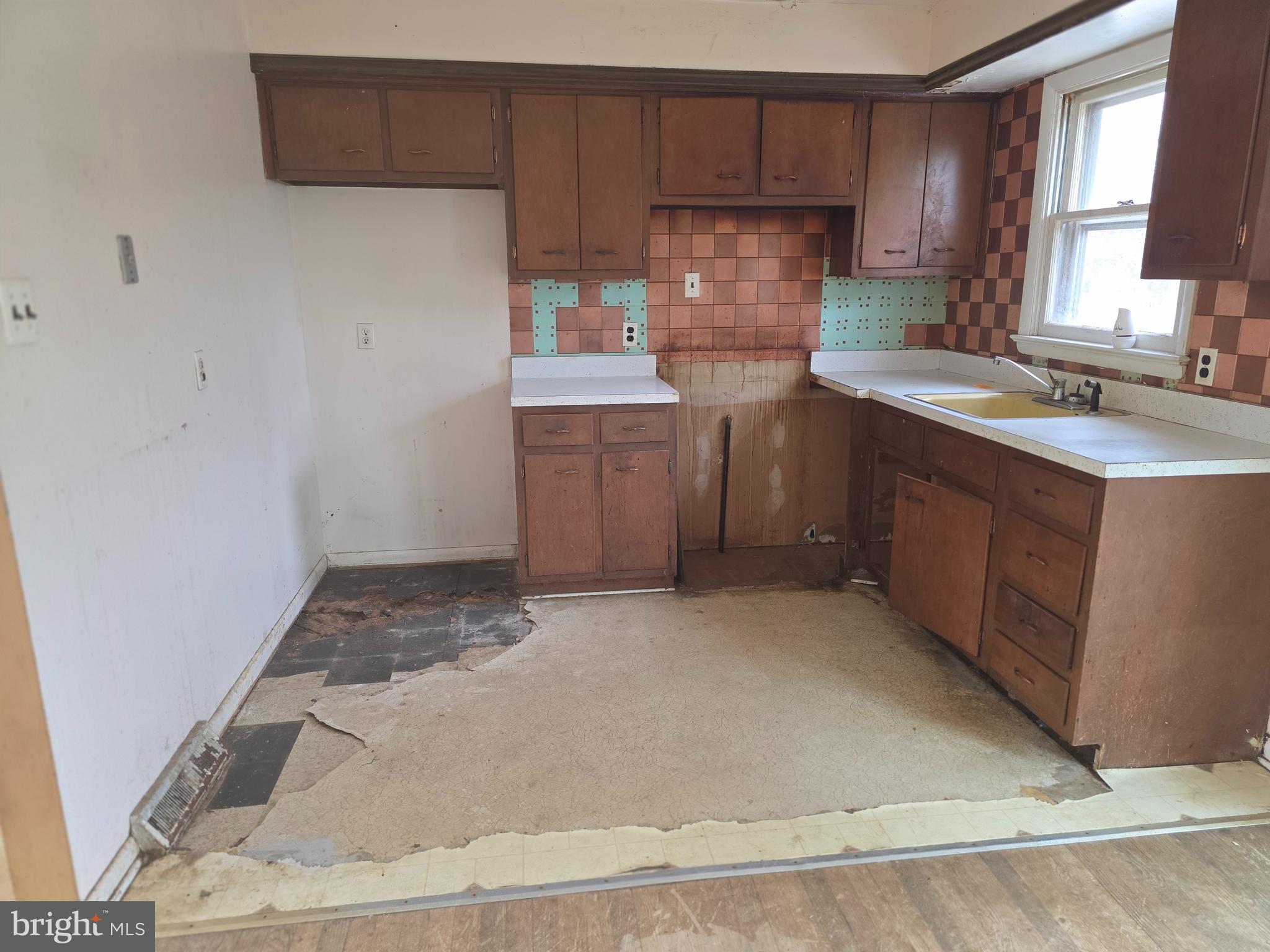 PRIMROSE ACRES - Residential