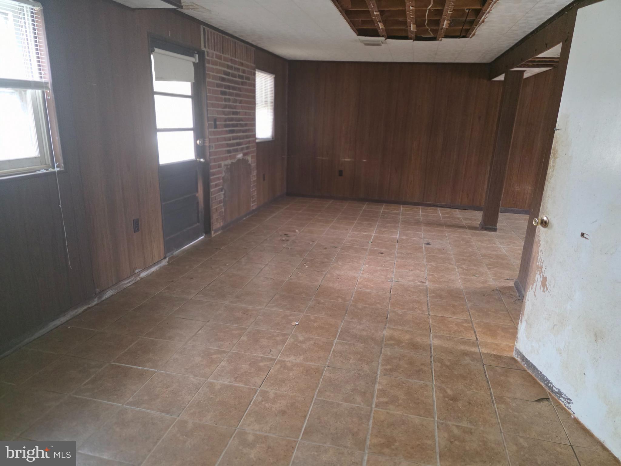 PRIMROSE ACRES - Residential