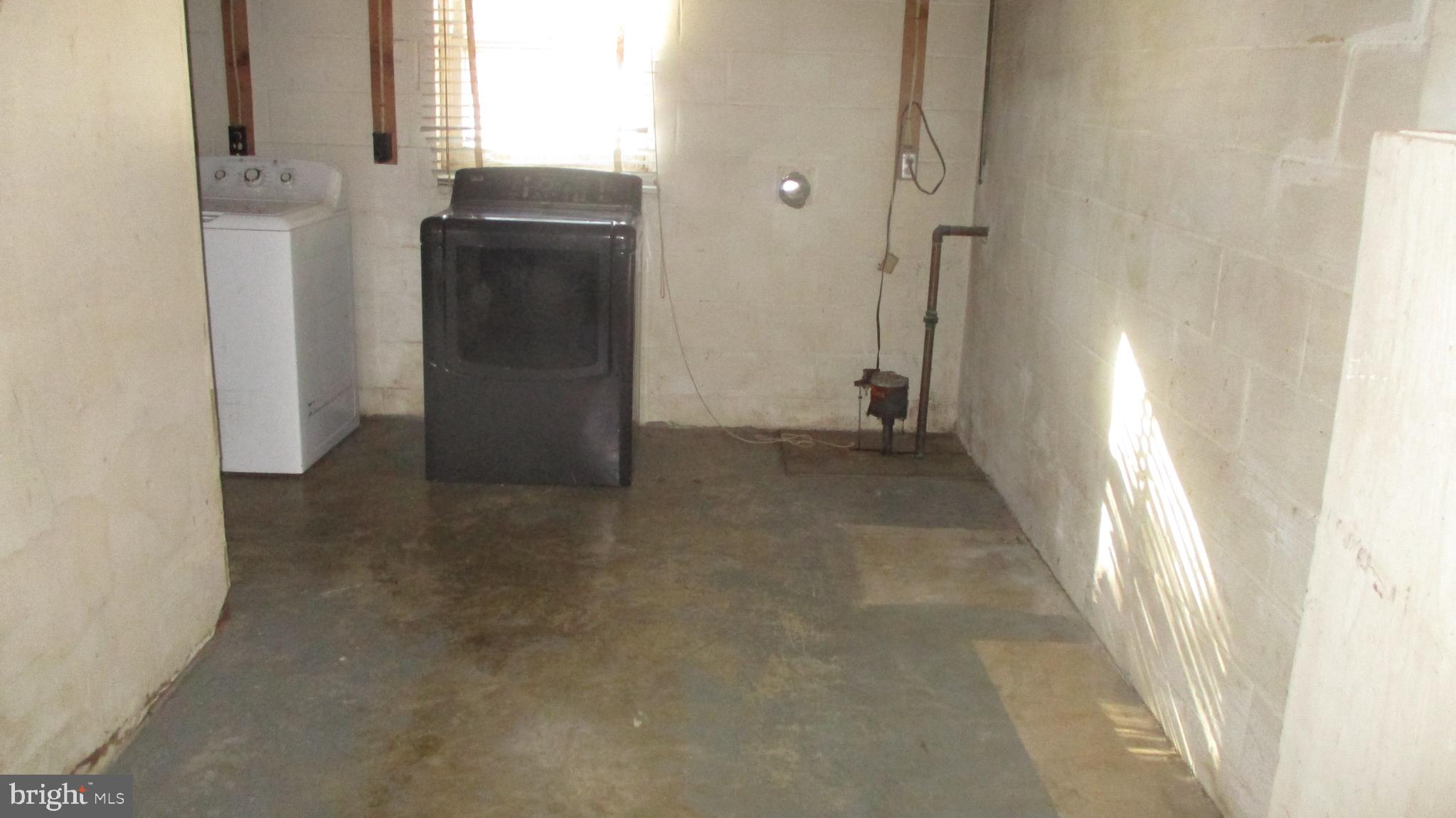 PRIMROSE ACRES - Residential