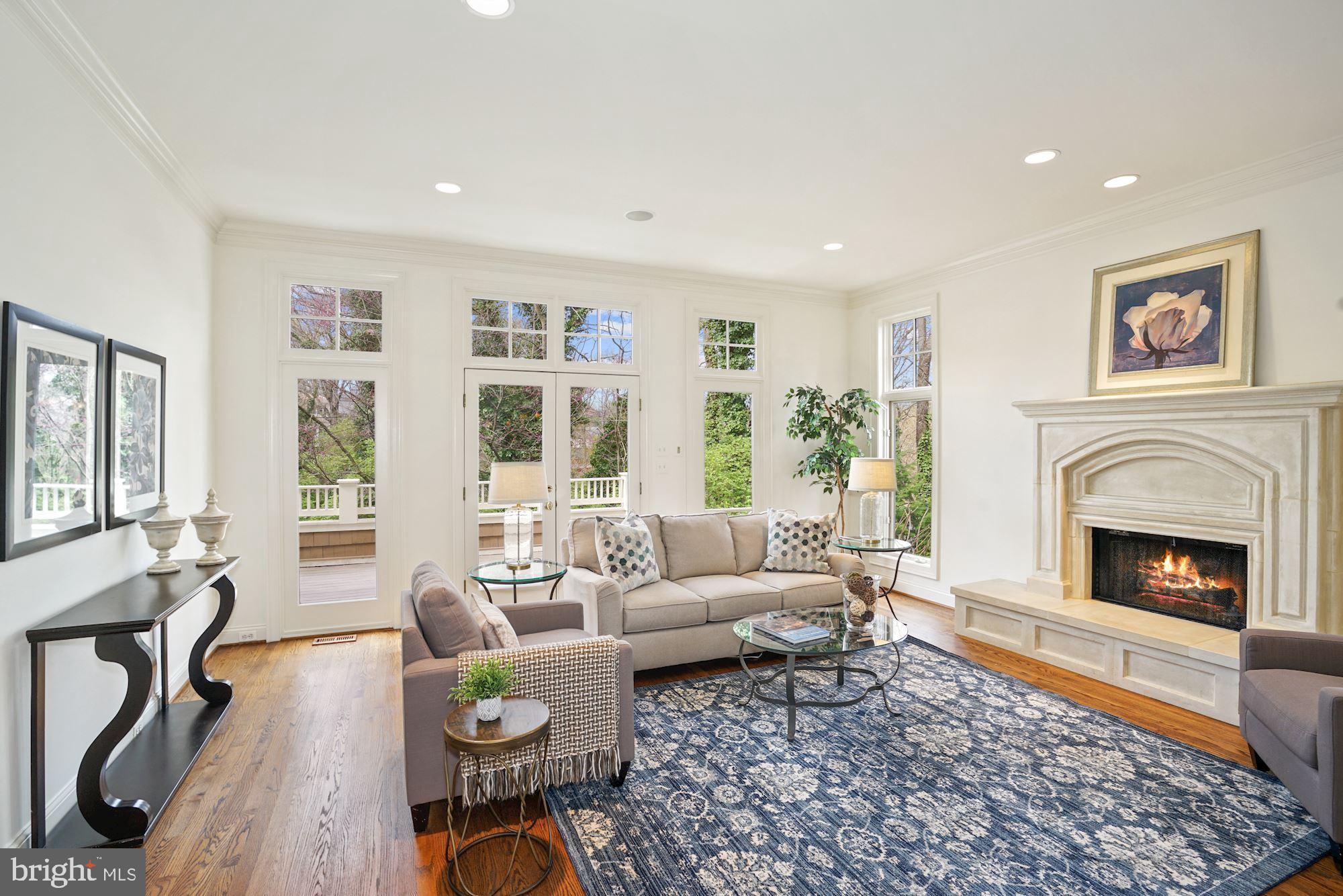 WOODMONT - Residential