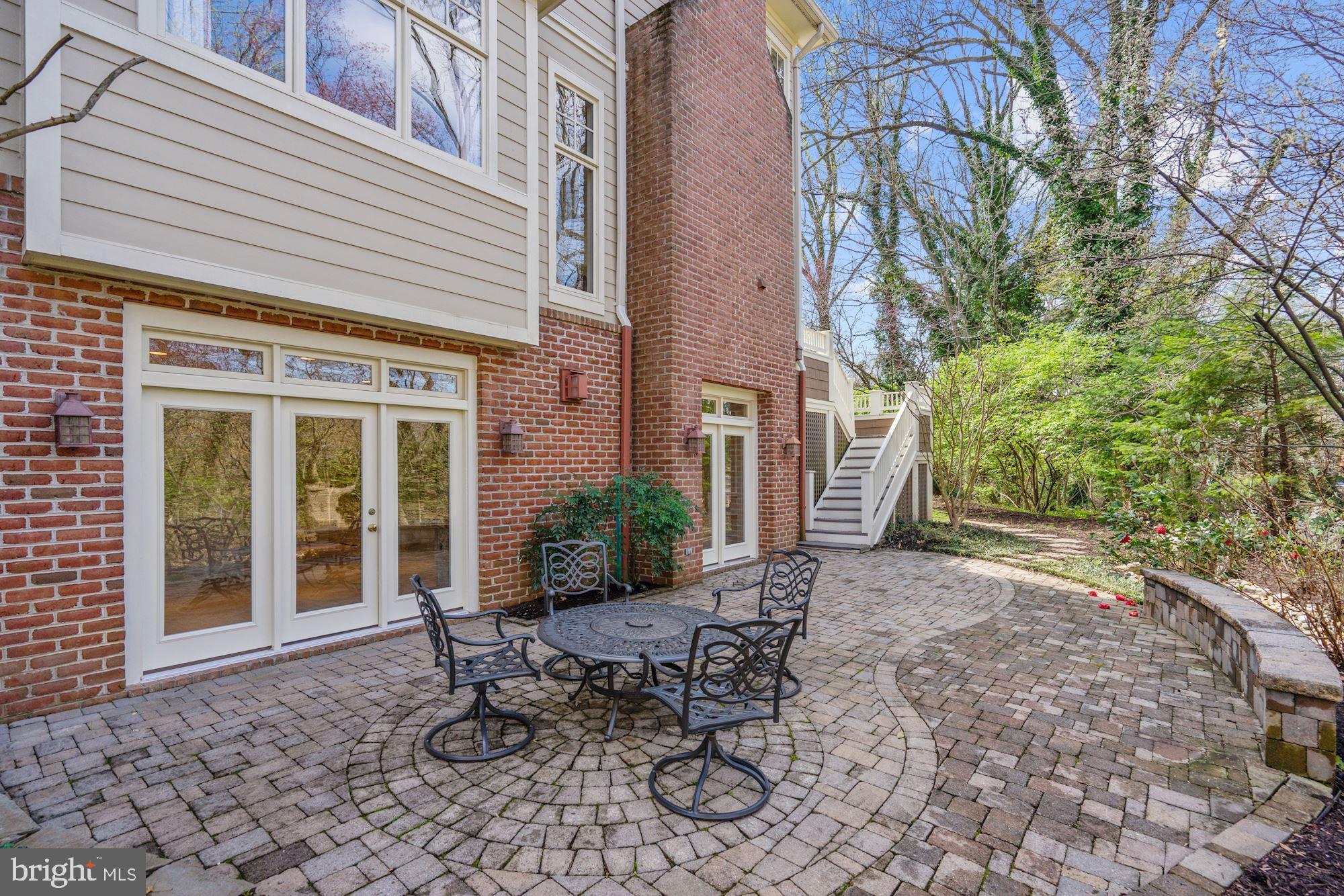 WOODMONT - Residential