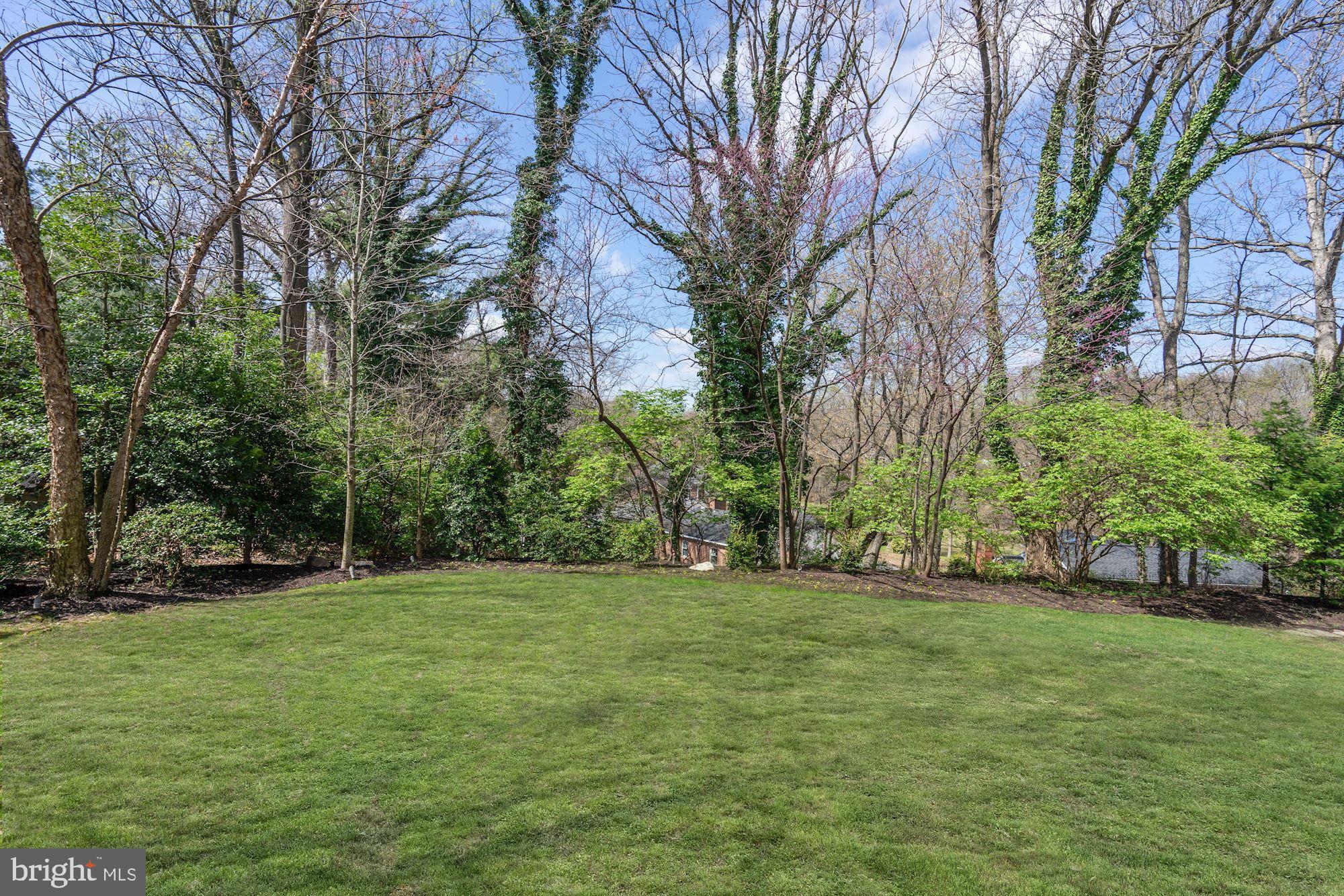 WOODMONT - Residential