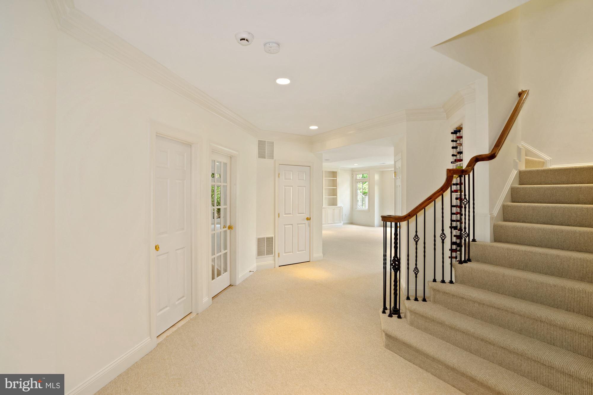 WOODMONT - Residential