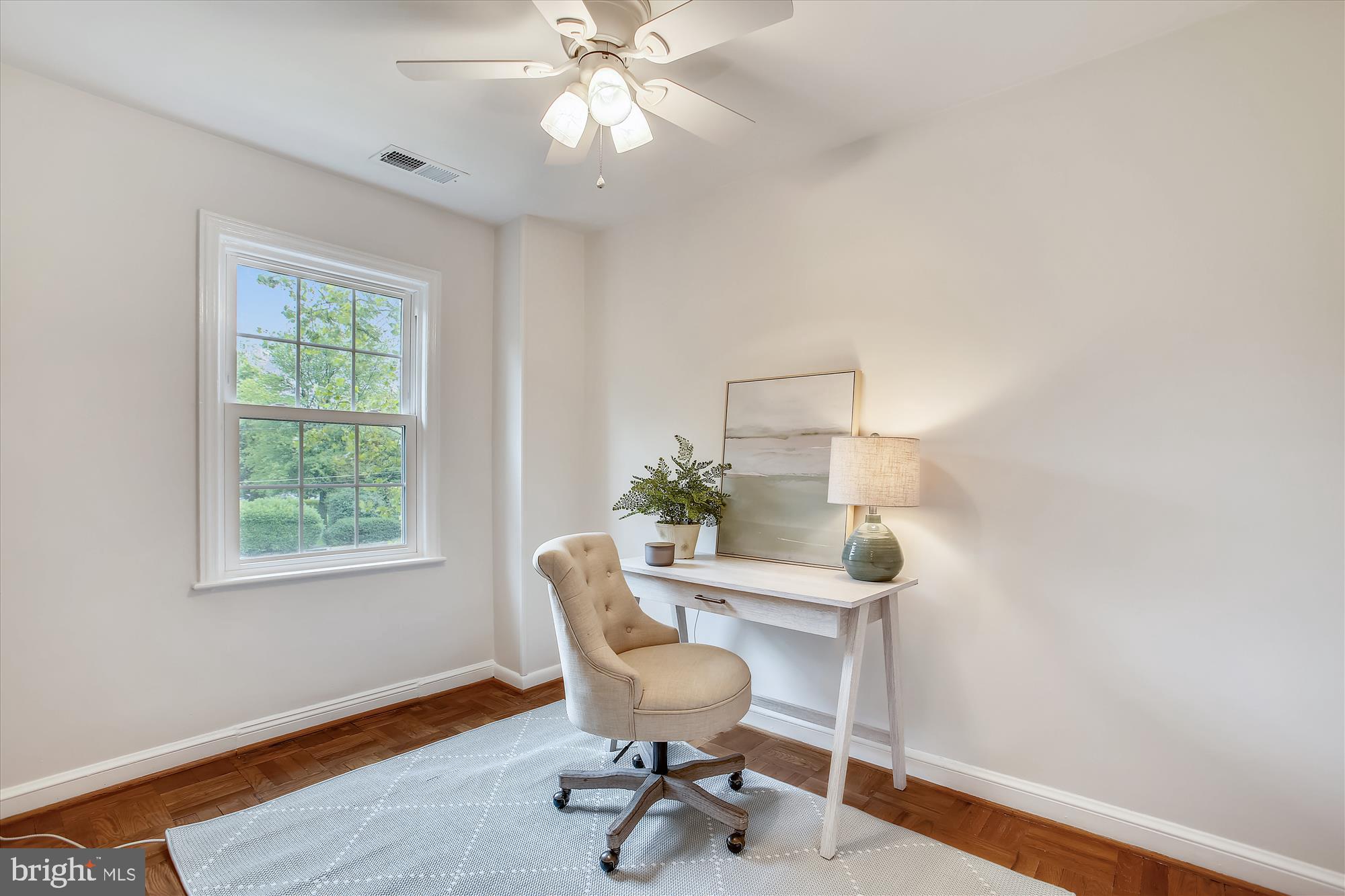 BELLE VIEW - Residential Lease