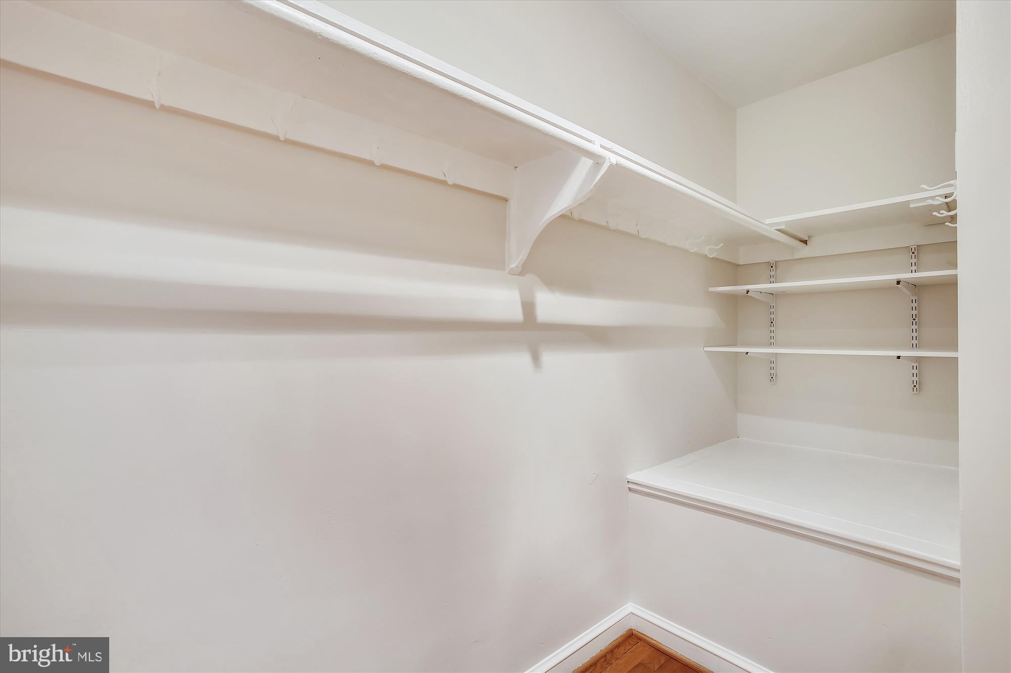 BELLE VIEW - Residential Lease