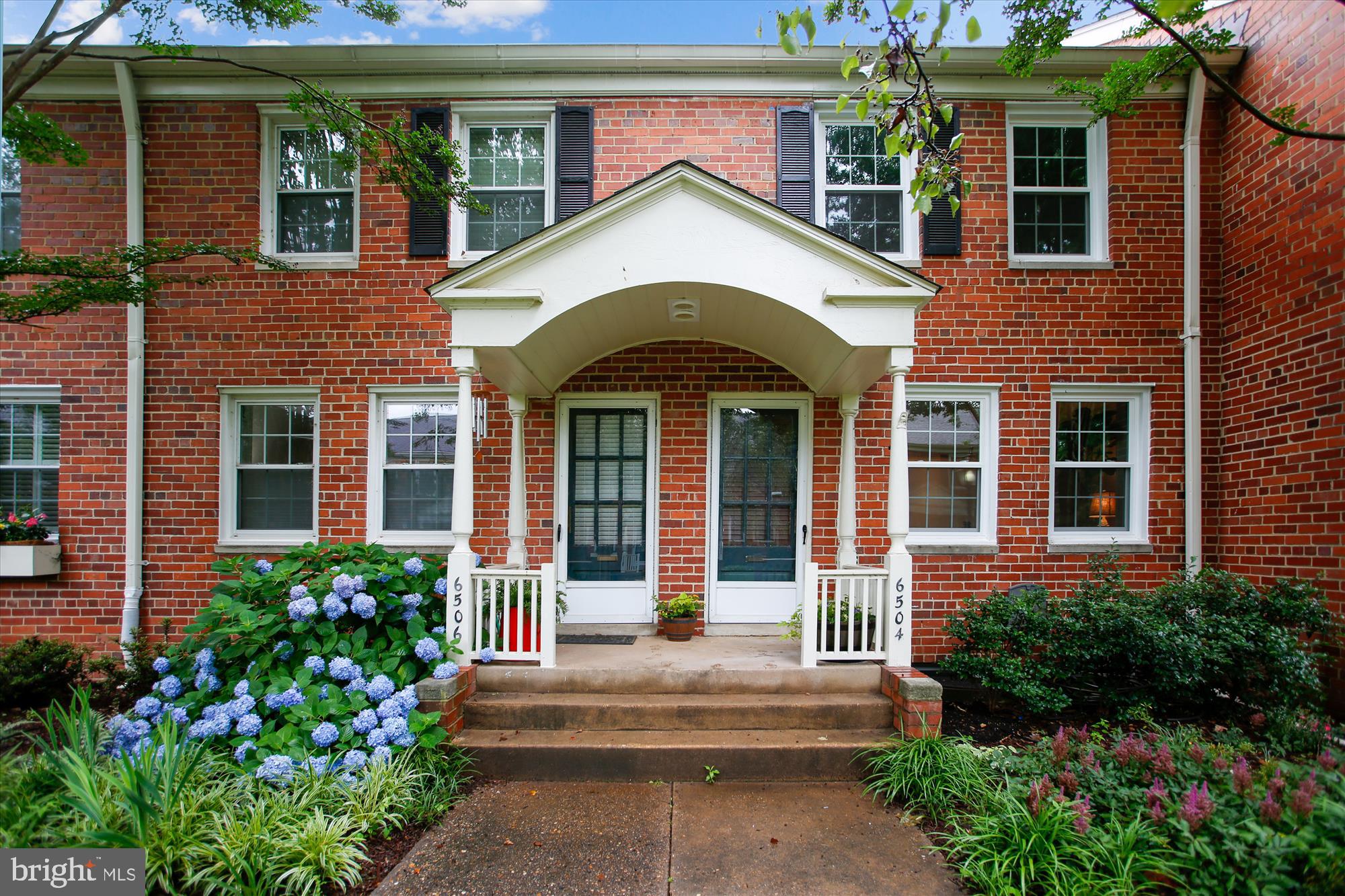 BELLE VIEW - Residential Lease