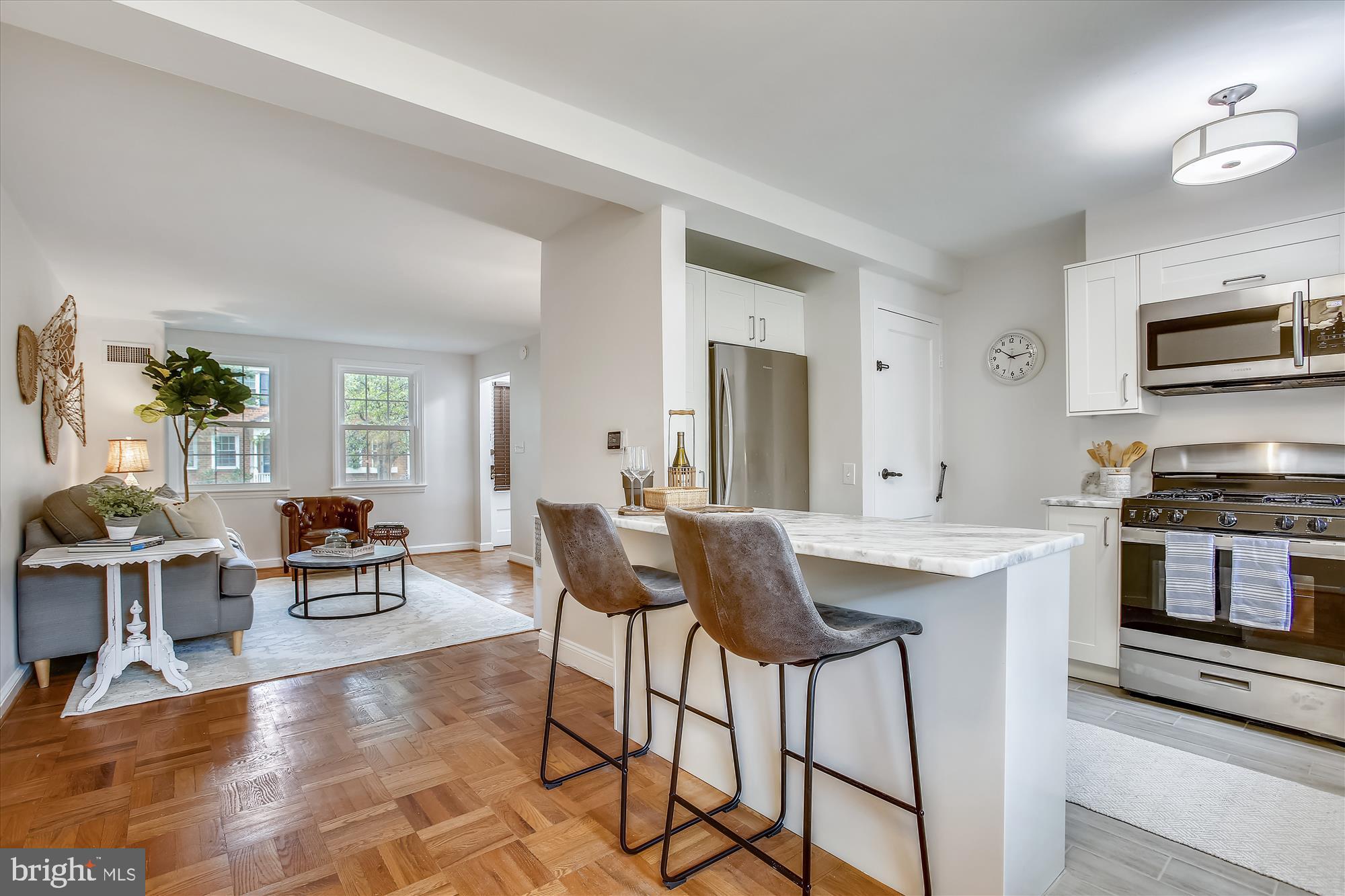 BELLE VIEW - Residential Lease