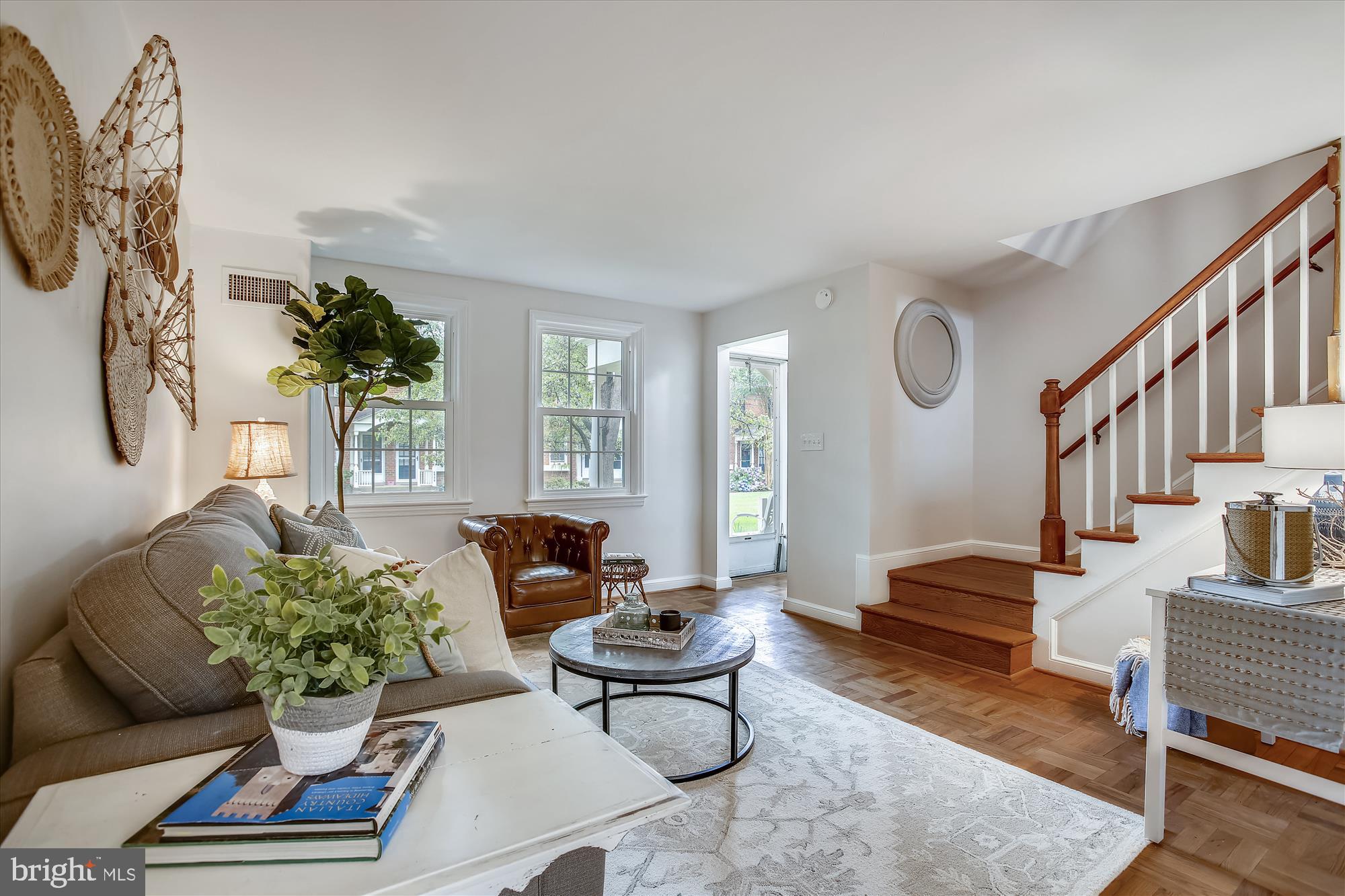 BELLE VIEW - Residential Lease