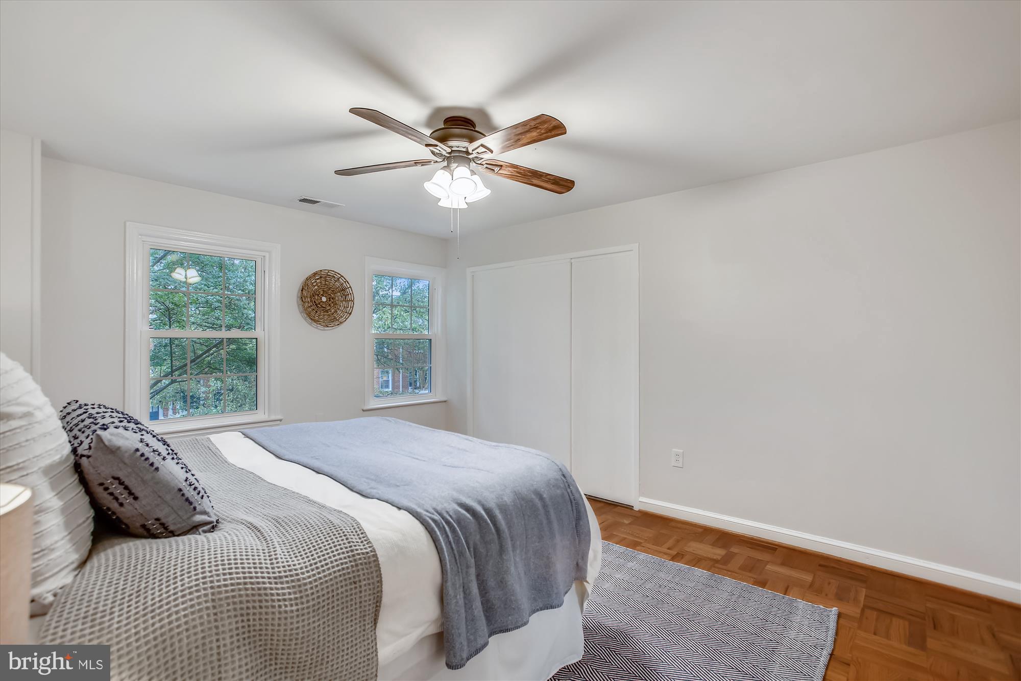 BELLE VIEW - Residential Lease