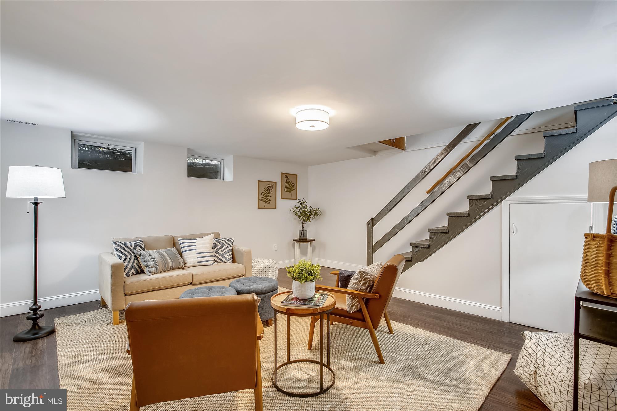 BELLE VIEW - Residential Lease