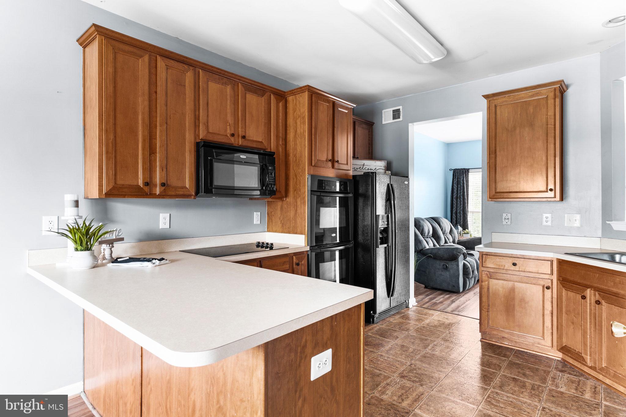 LEE'S RIDGE - Residential