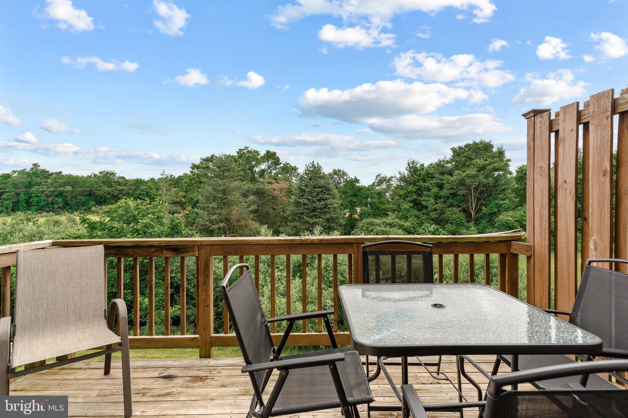 LEE'S RIDGE - Residential