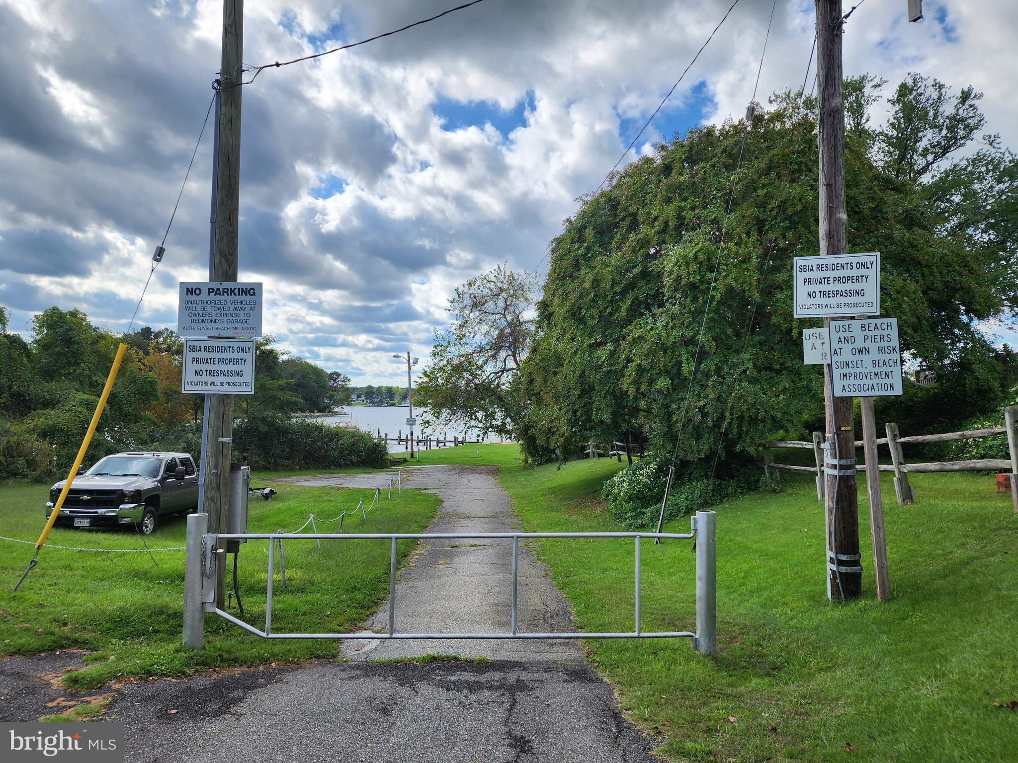 SUNSET BEACH - Residential