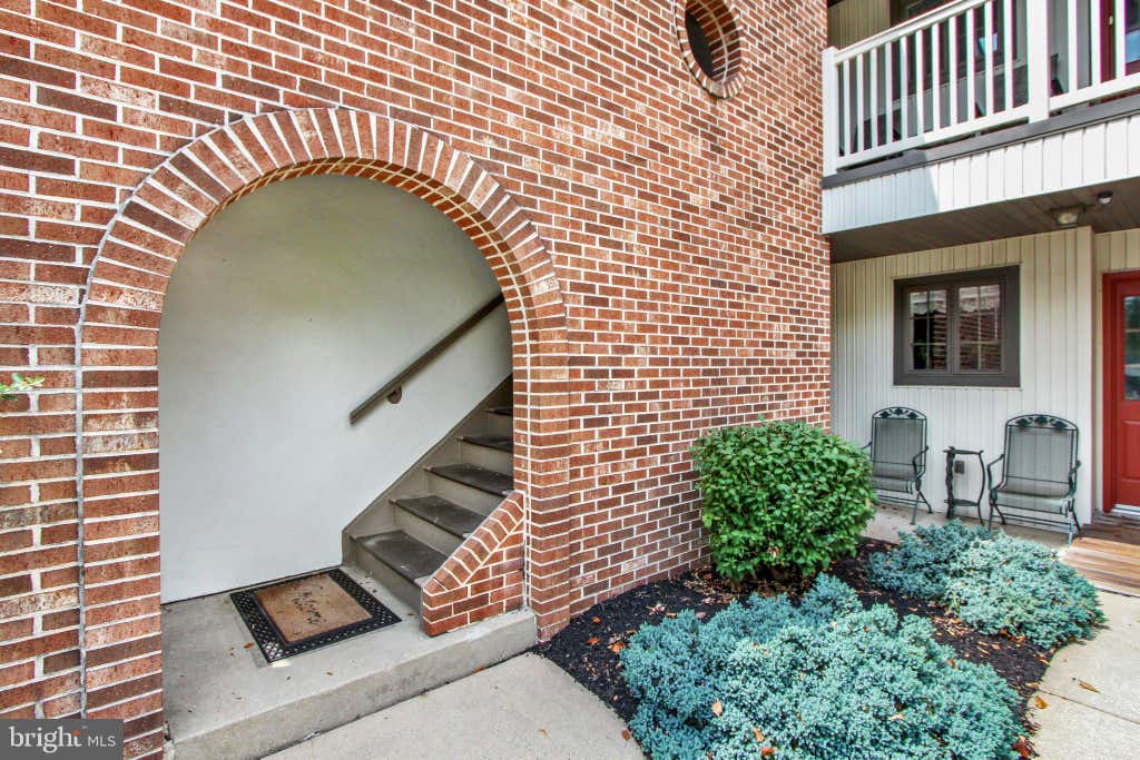 Photo of 85 Black Oak Drive, LANCASTER, PA 17602 (MLS # PALA2093640)