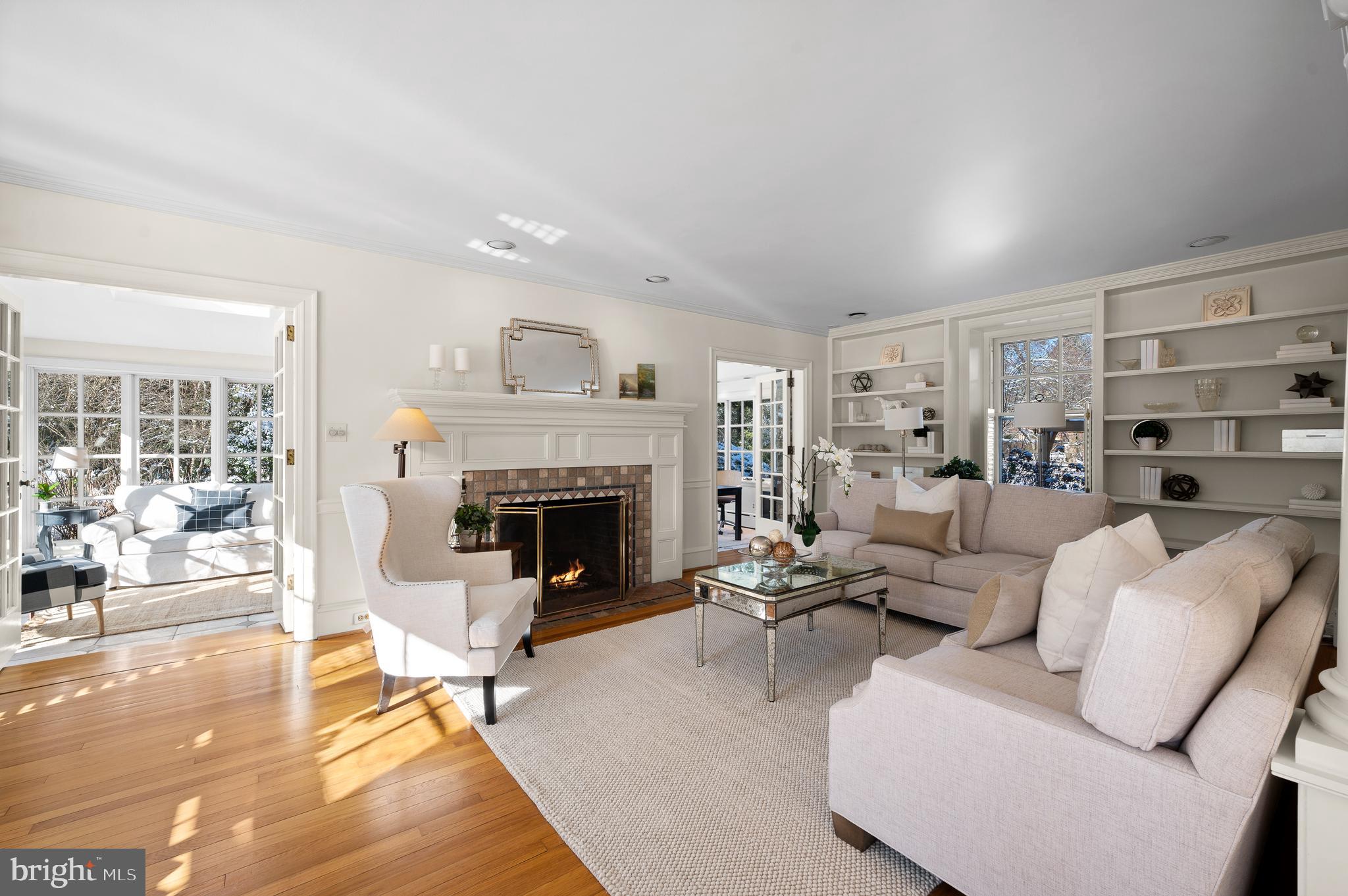 SOUTH WAYNE - Residential