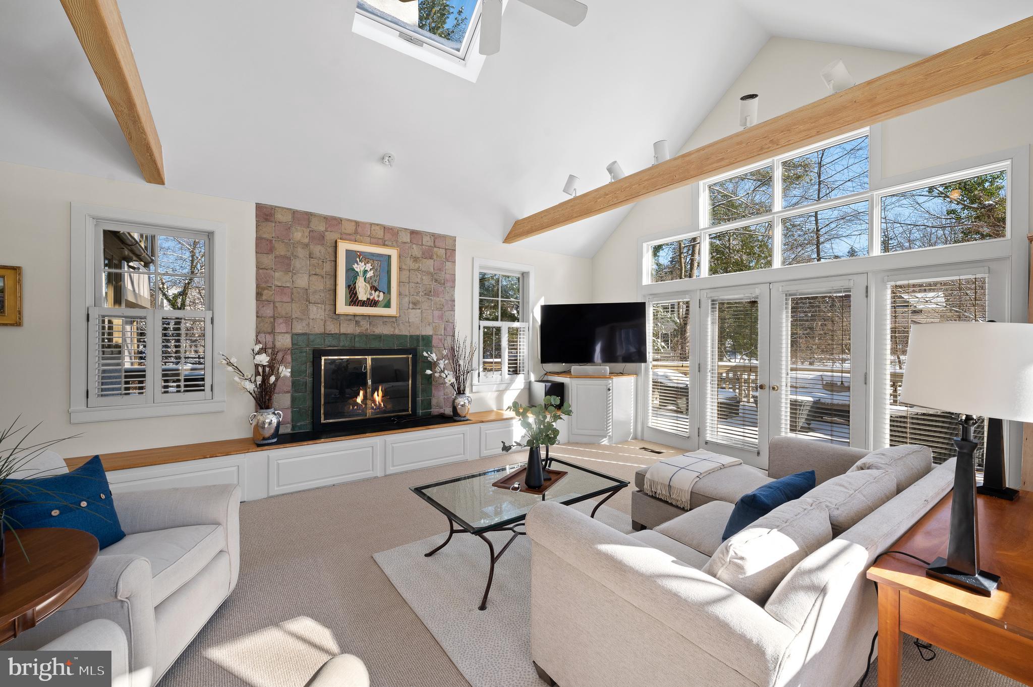 SOUTH WAYNE - Residential