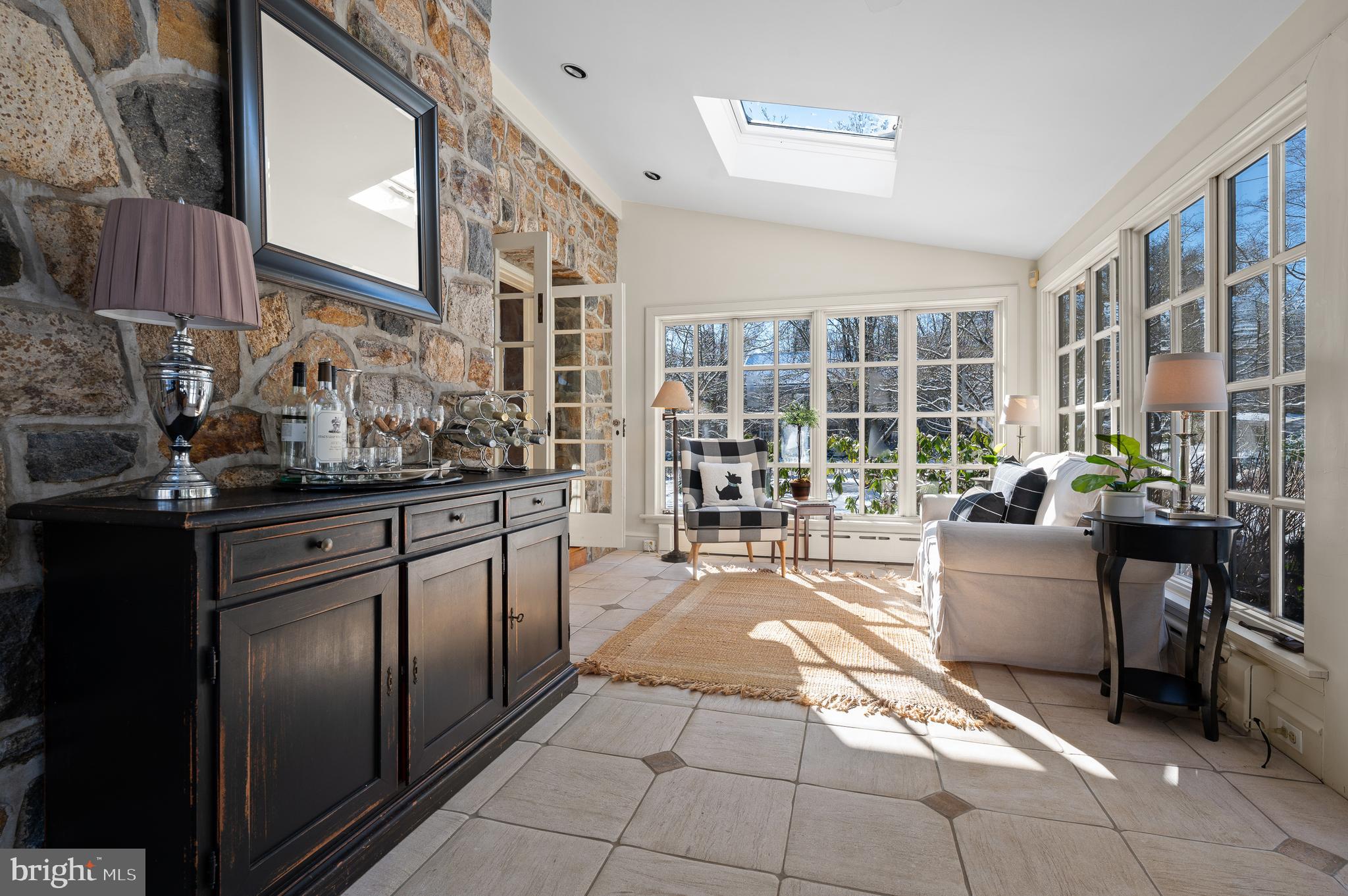 SOUTH WAYNE - Residential