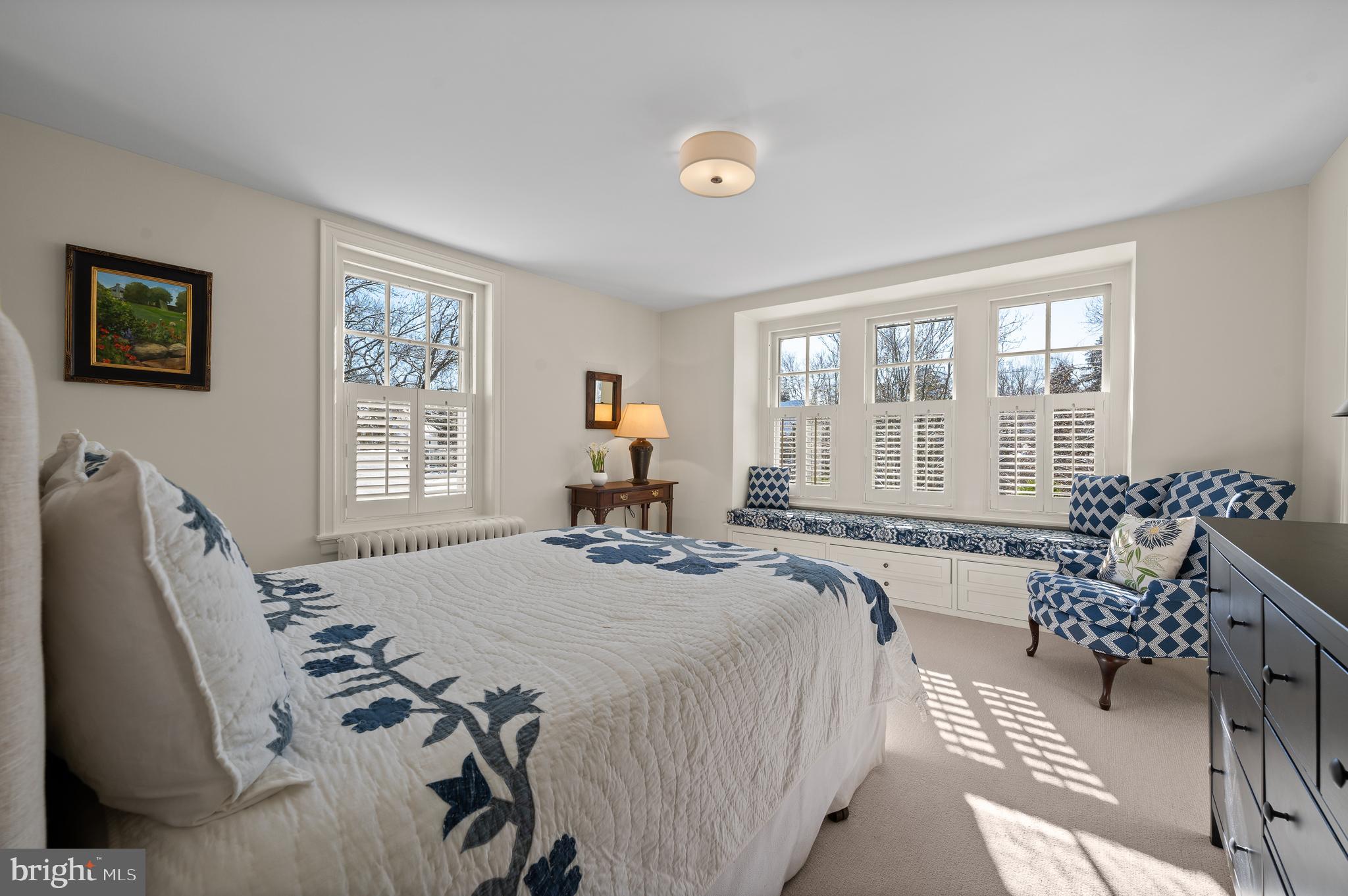 SOUTH WAYNE - Residential