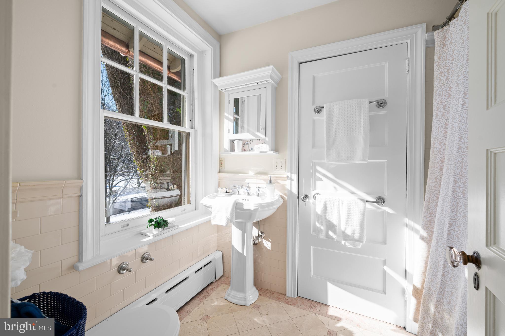 SOUTH WAYNE - Residential