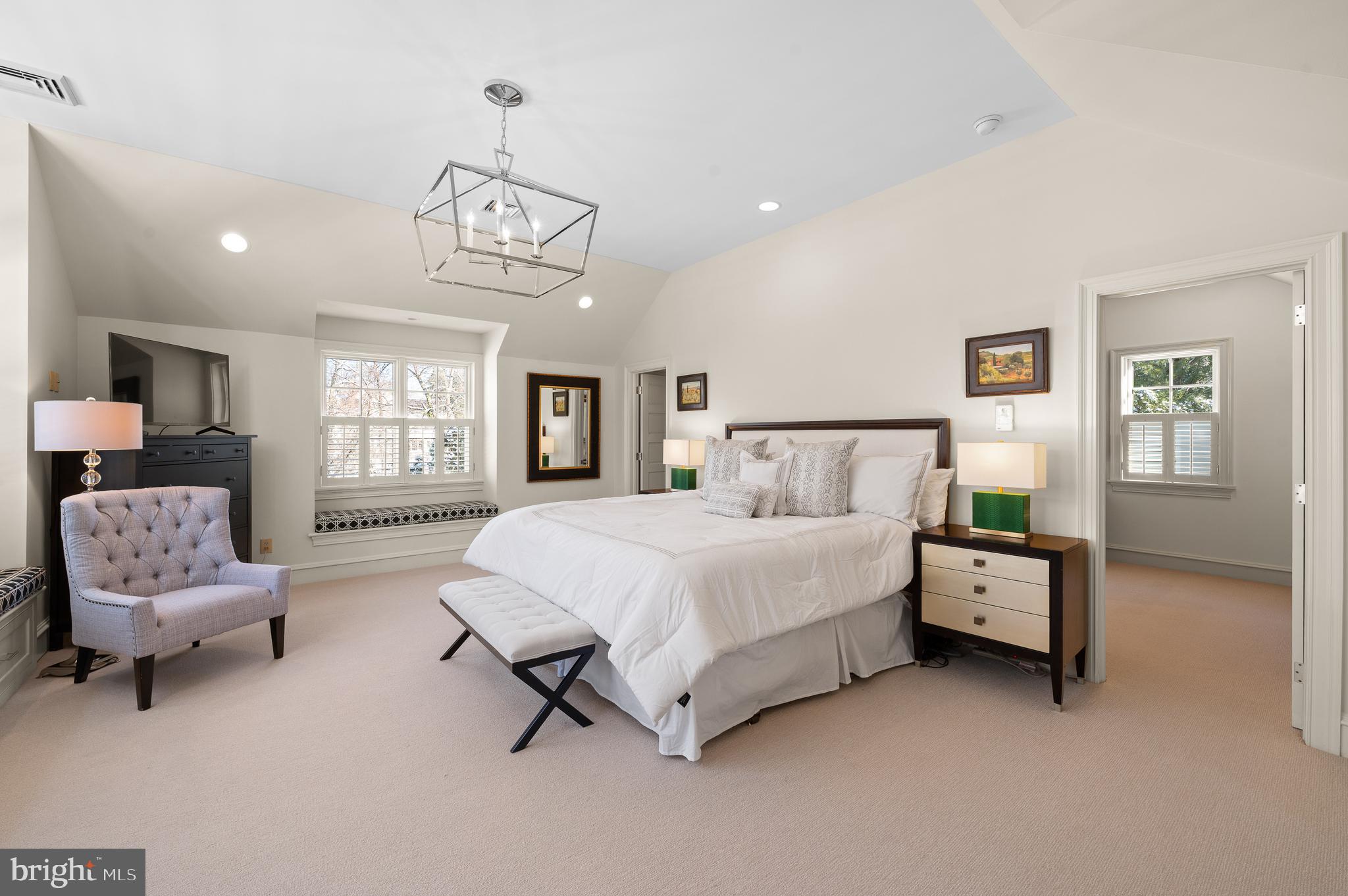 SOUTH WAYNE - Residential