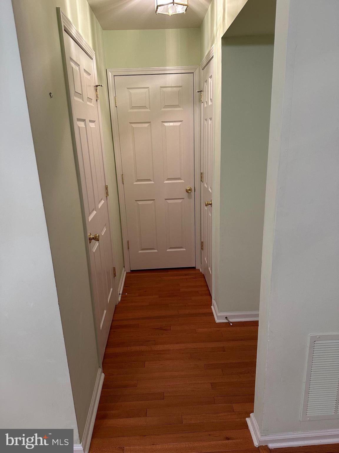 193 FOUNTAYNE LANE