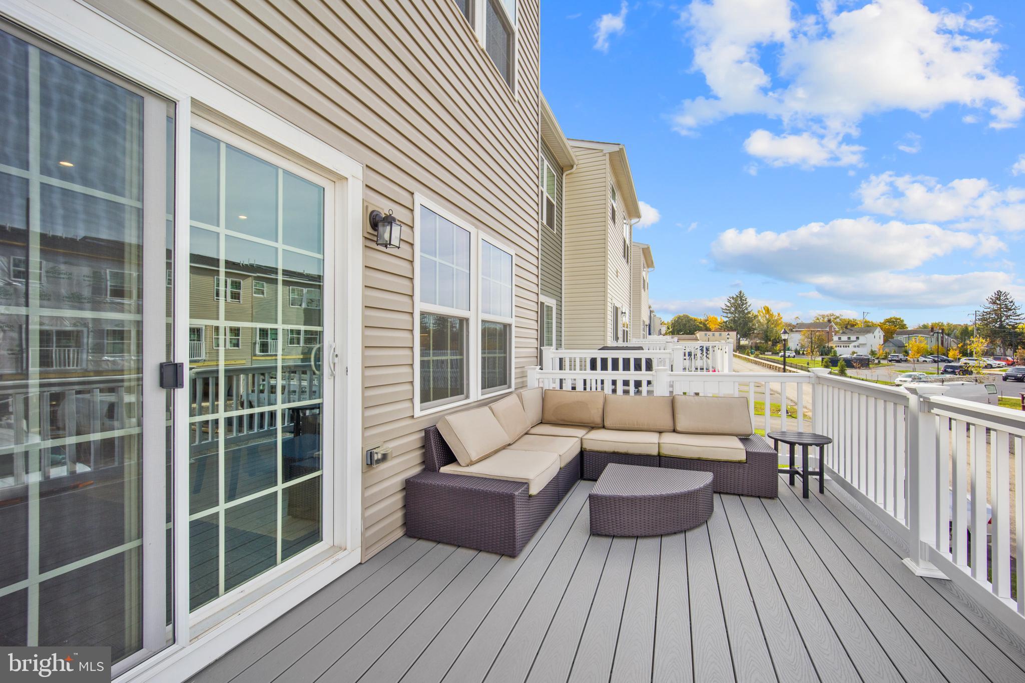 DUBLIN CROSSING - Residential Lease