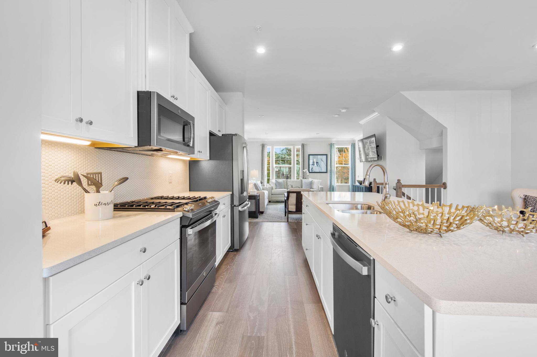 DUBLIN CROSSING - Residential Lease