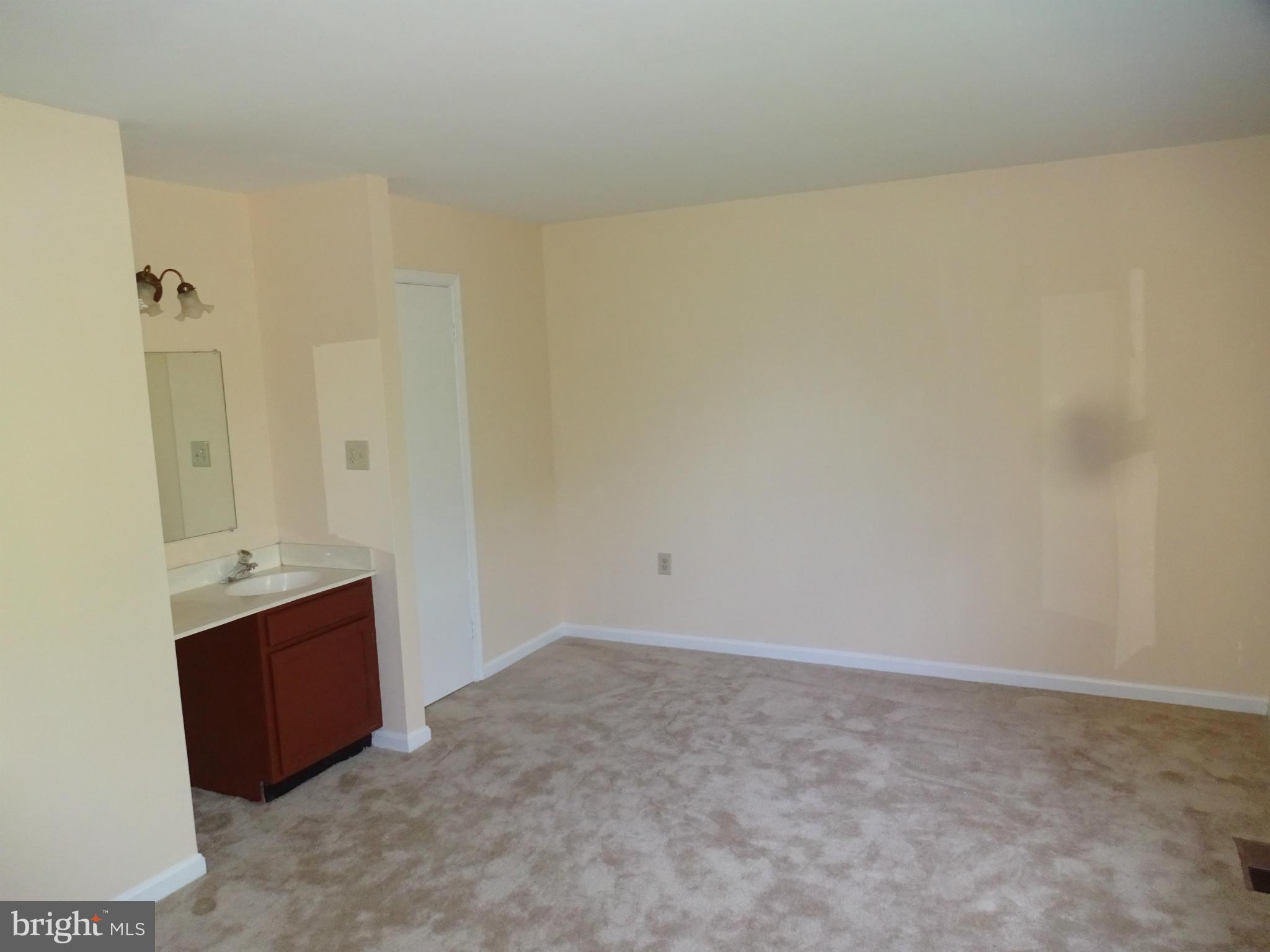 CEDAR WALK - Residential