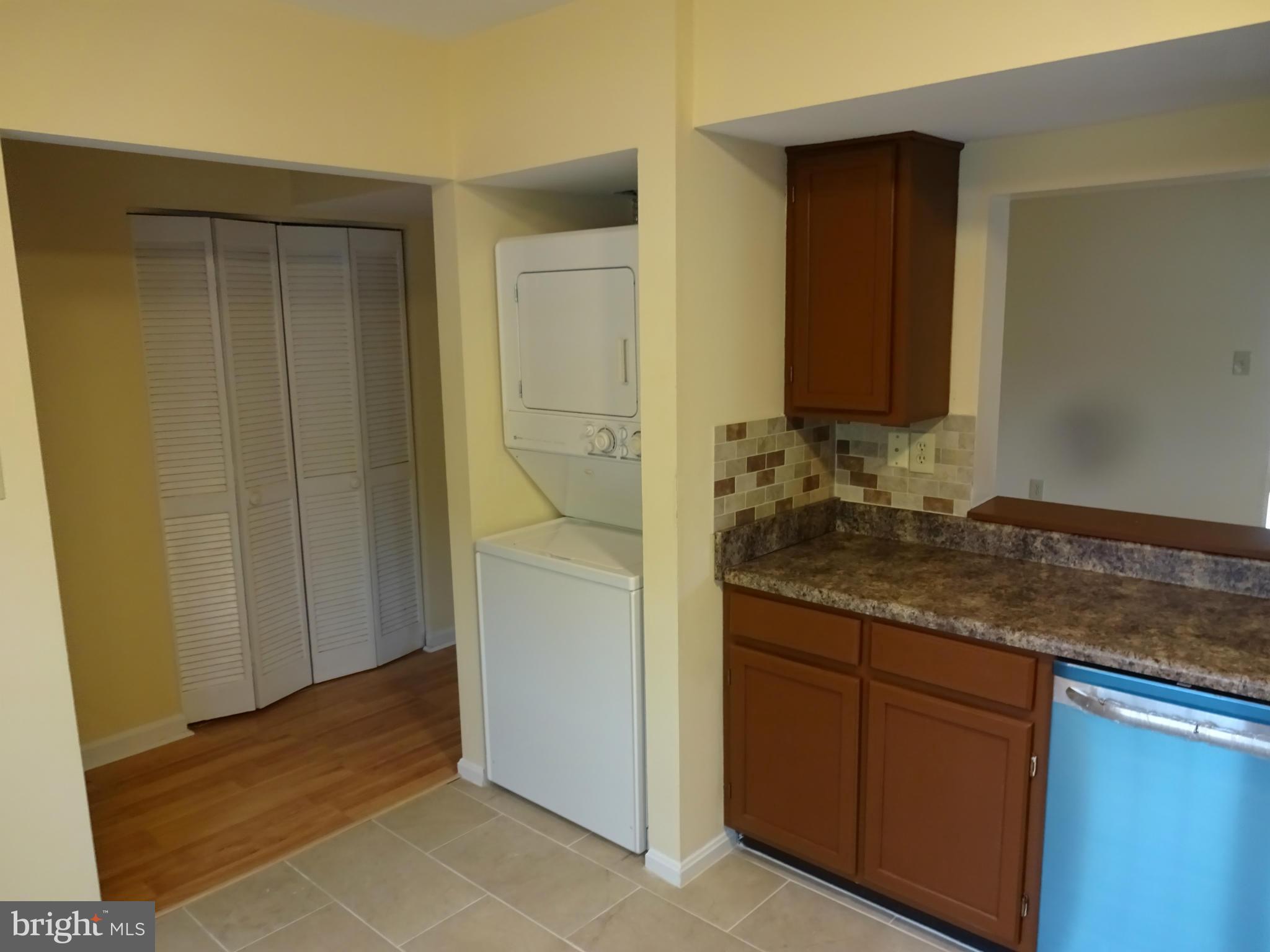 CEDAR WALK - Residential