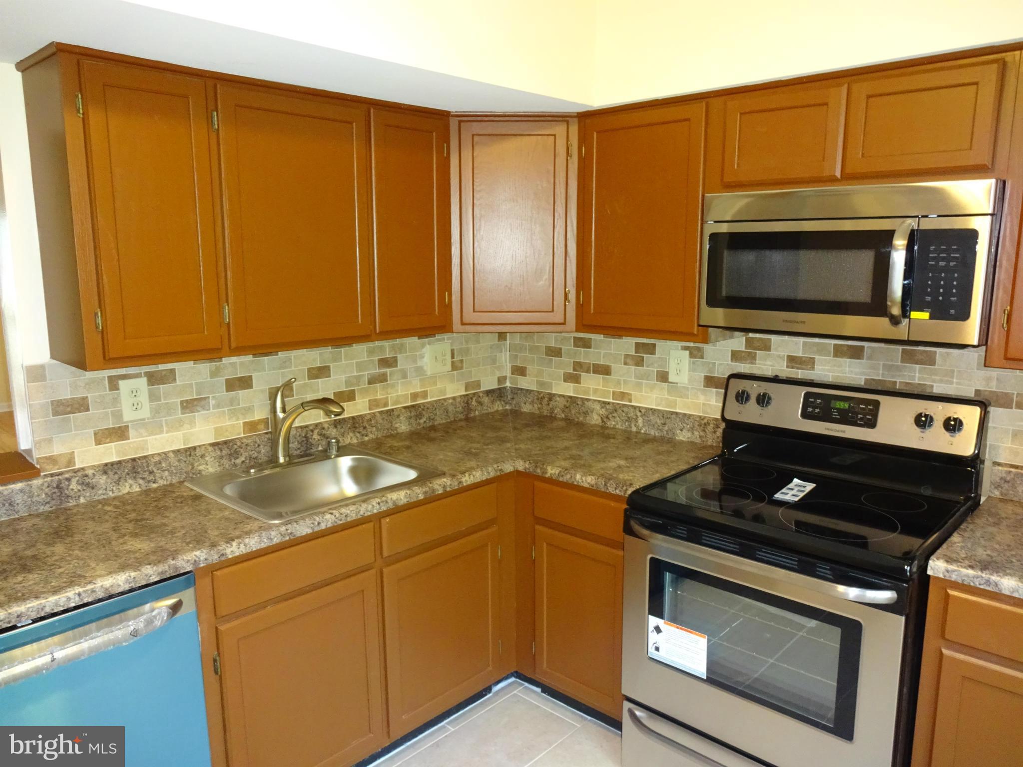 CEDAR WALK - Residential