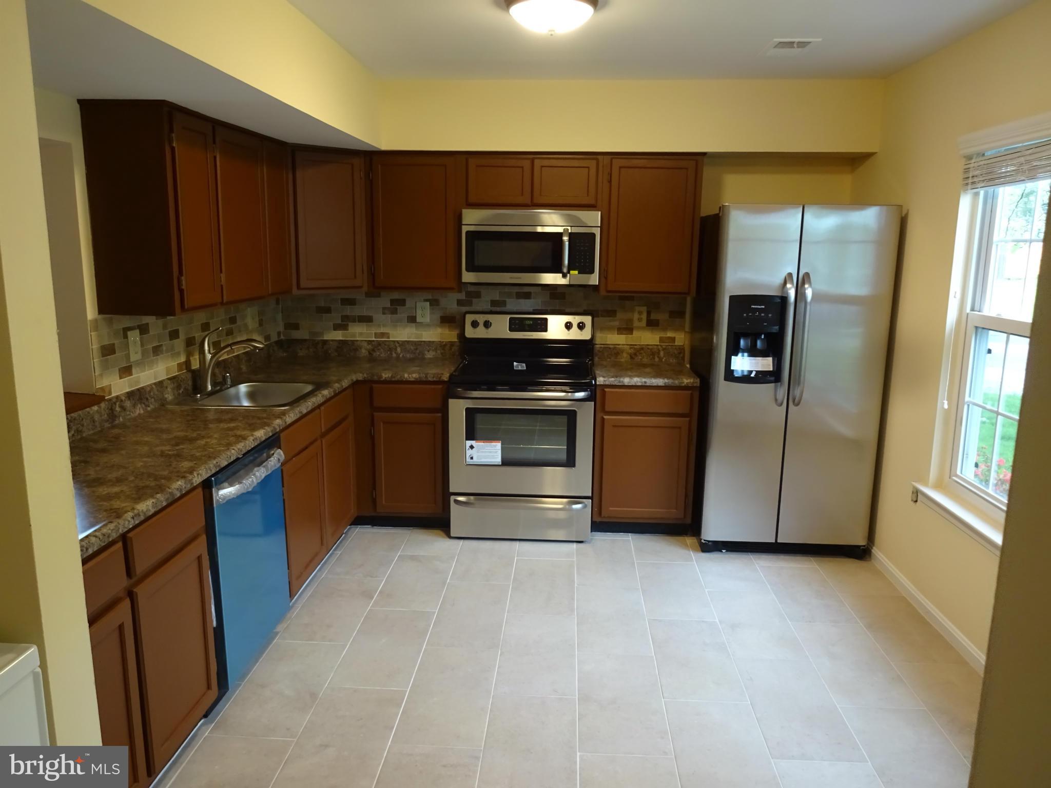 CEDAR WALK - Residential