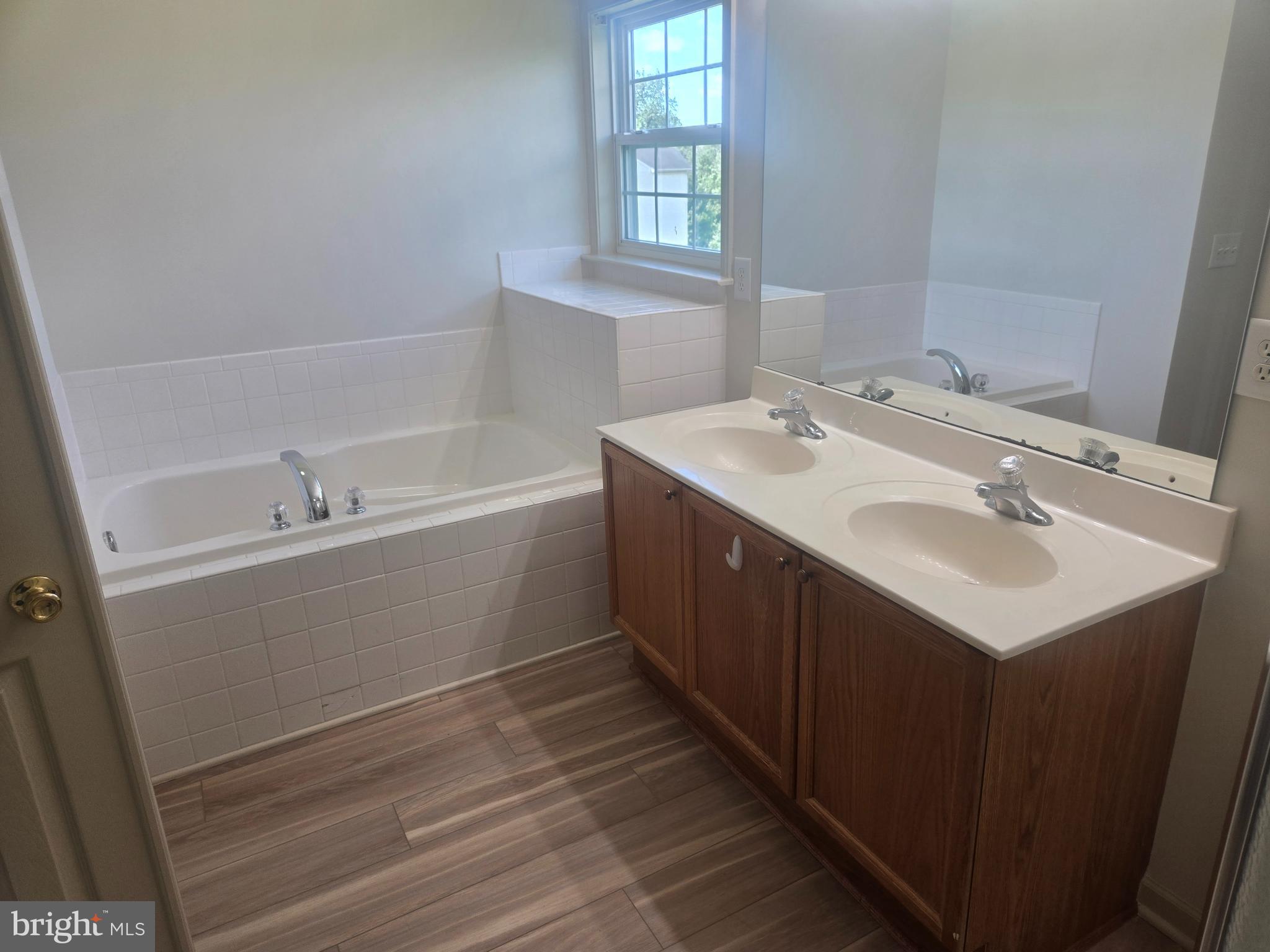 PRENTISS POINT - Residential