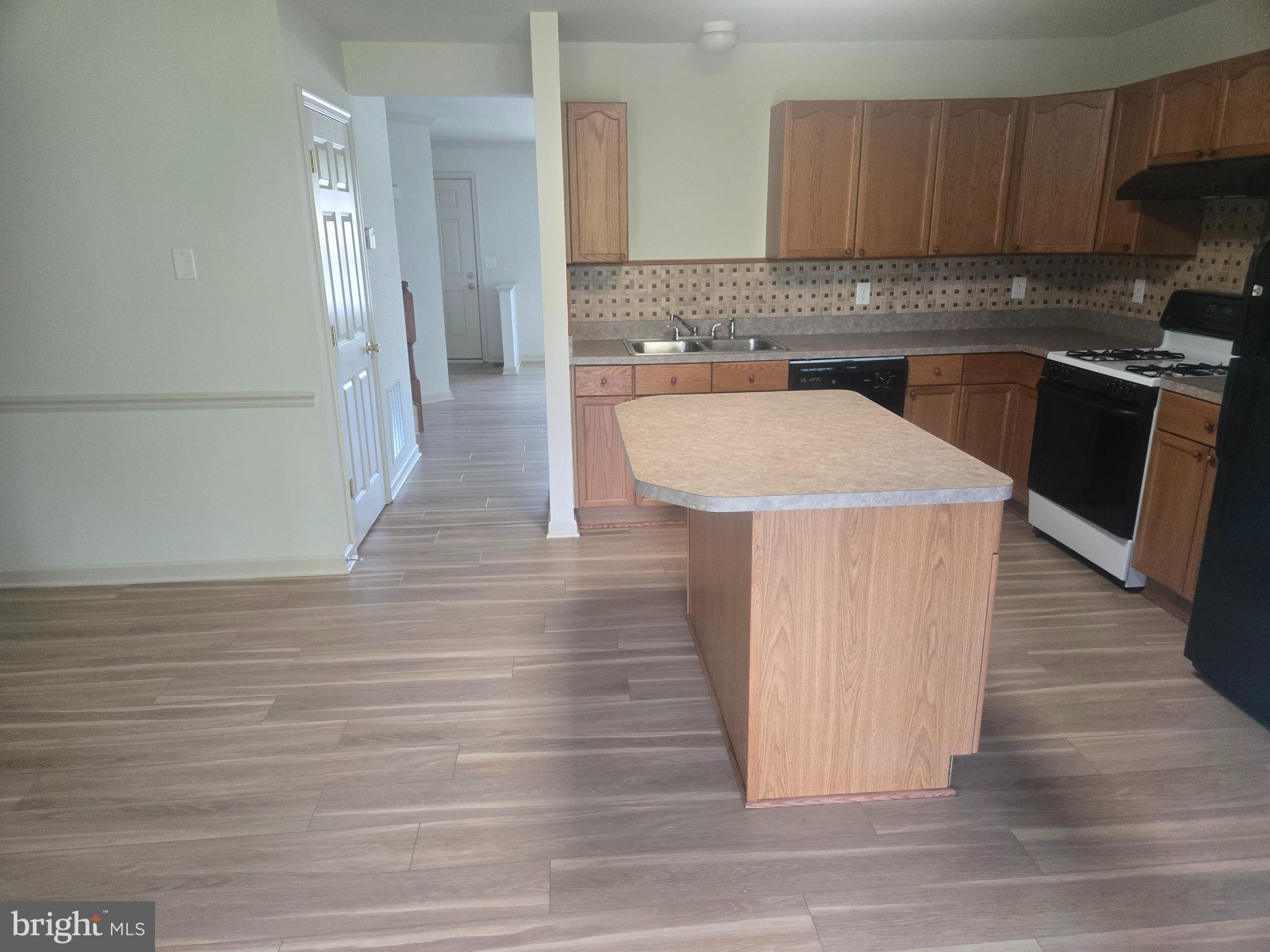 PRENTISS POINT - Residential