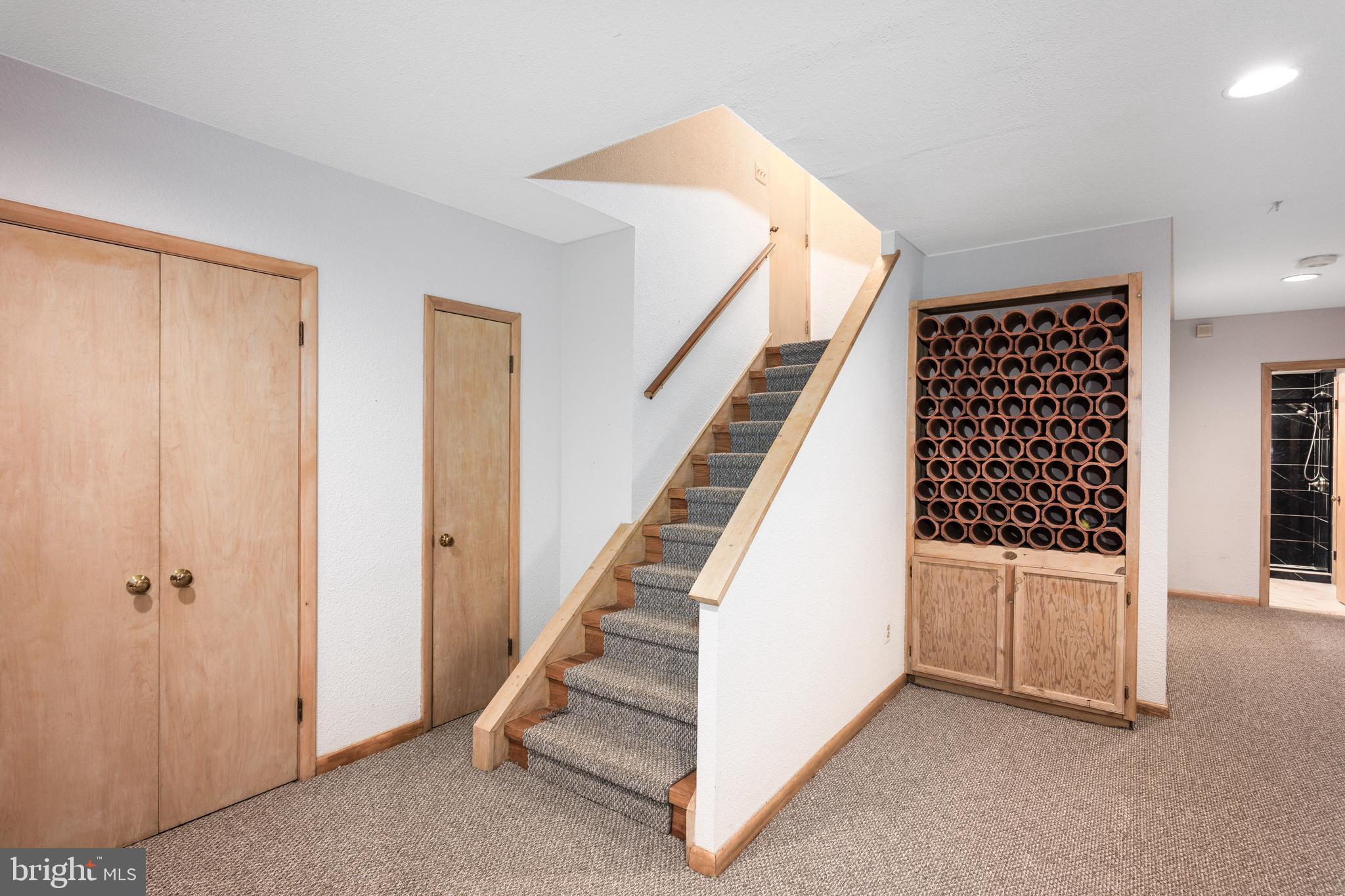 KENTSDALE ESTATES - Residential