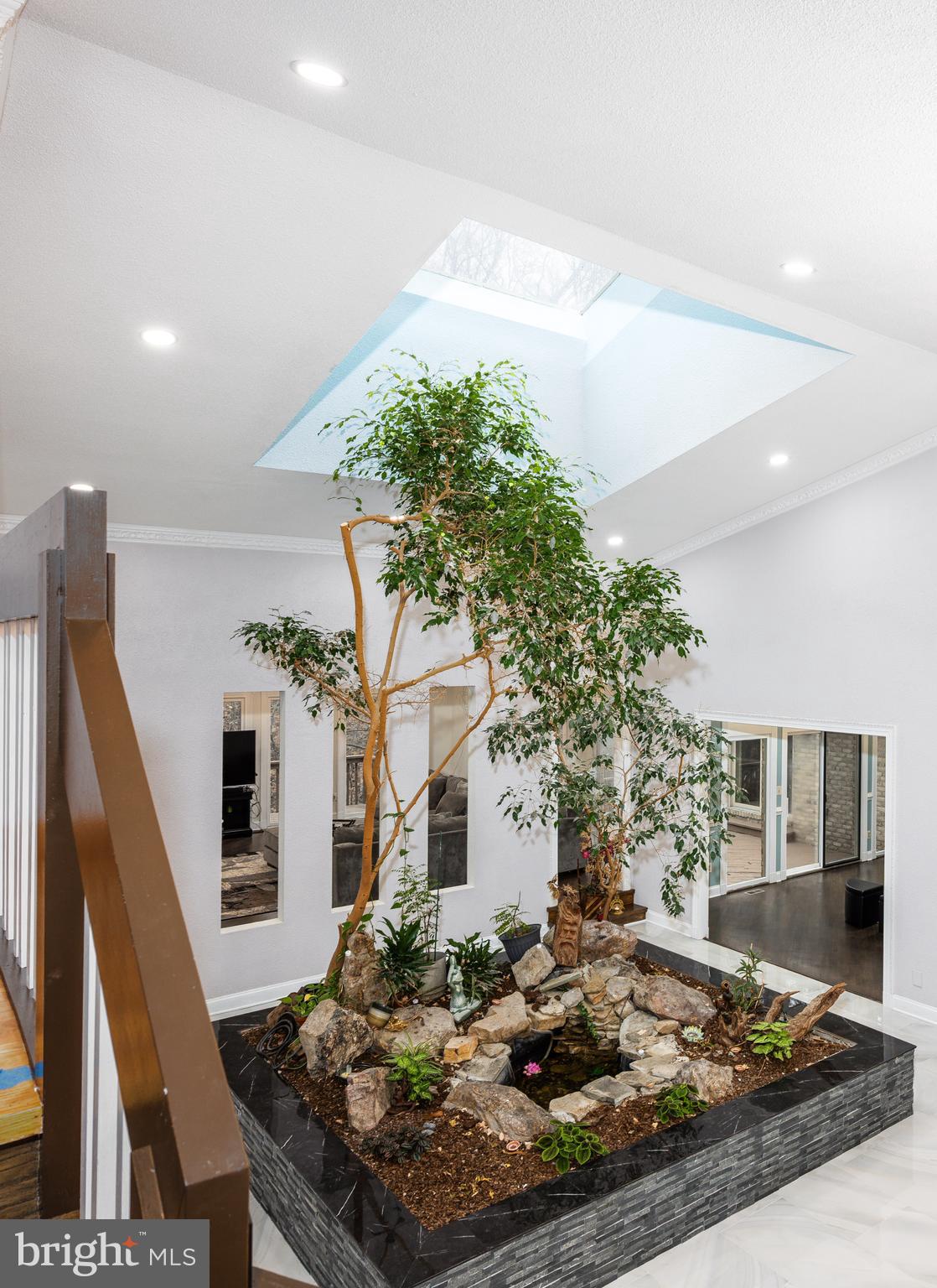 KENTSDALE ESTATES - Residential