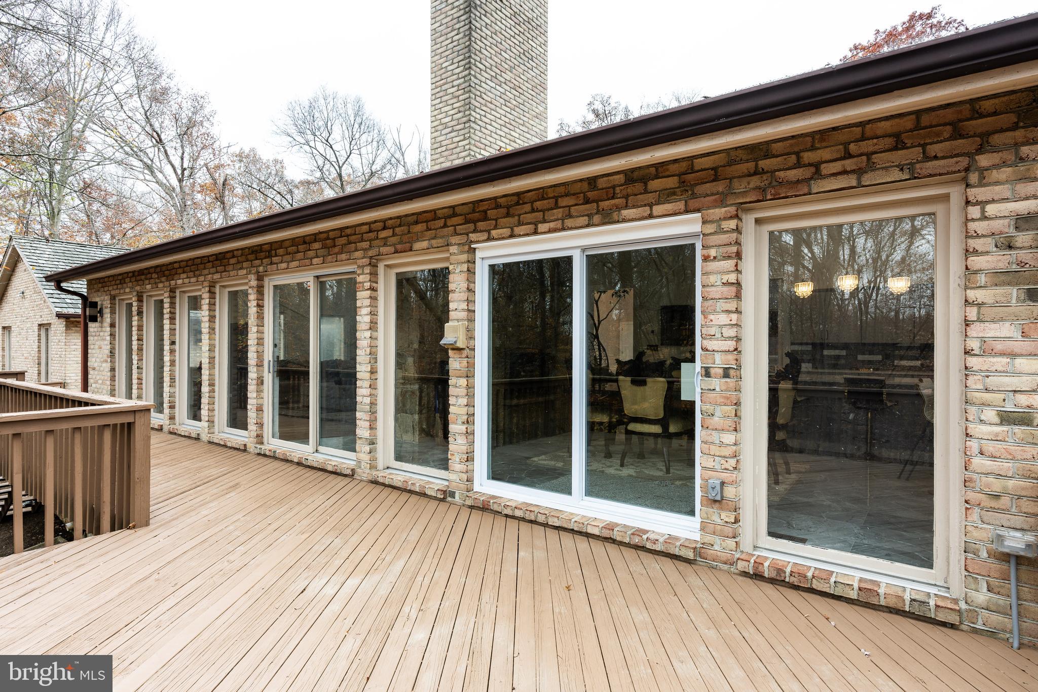 KENTSDALE ESTATES - Residential