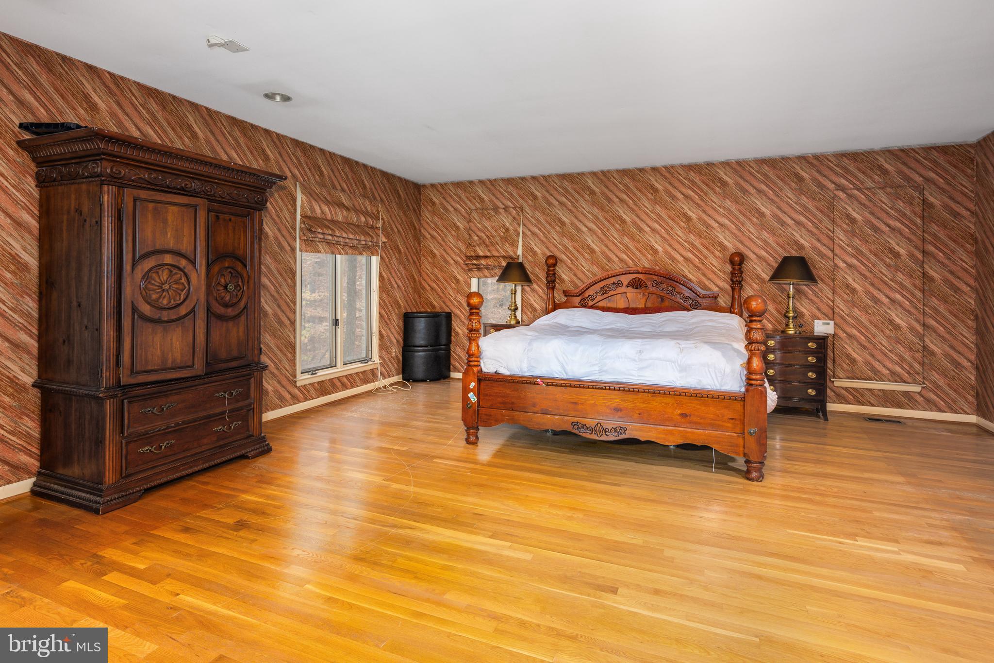 KENTSDALE ESTATES - Residential