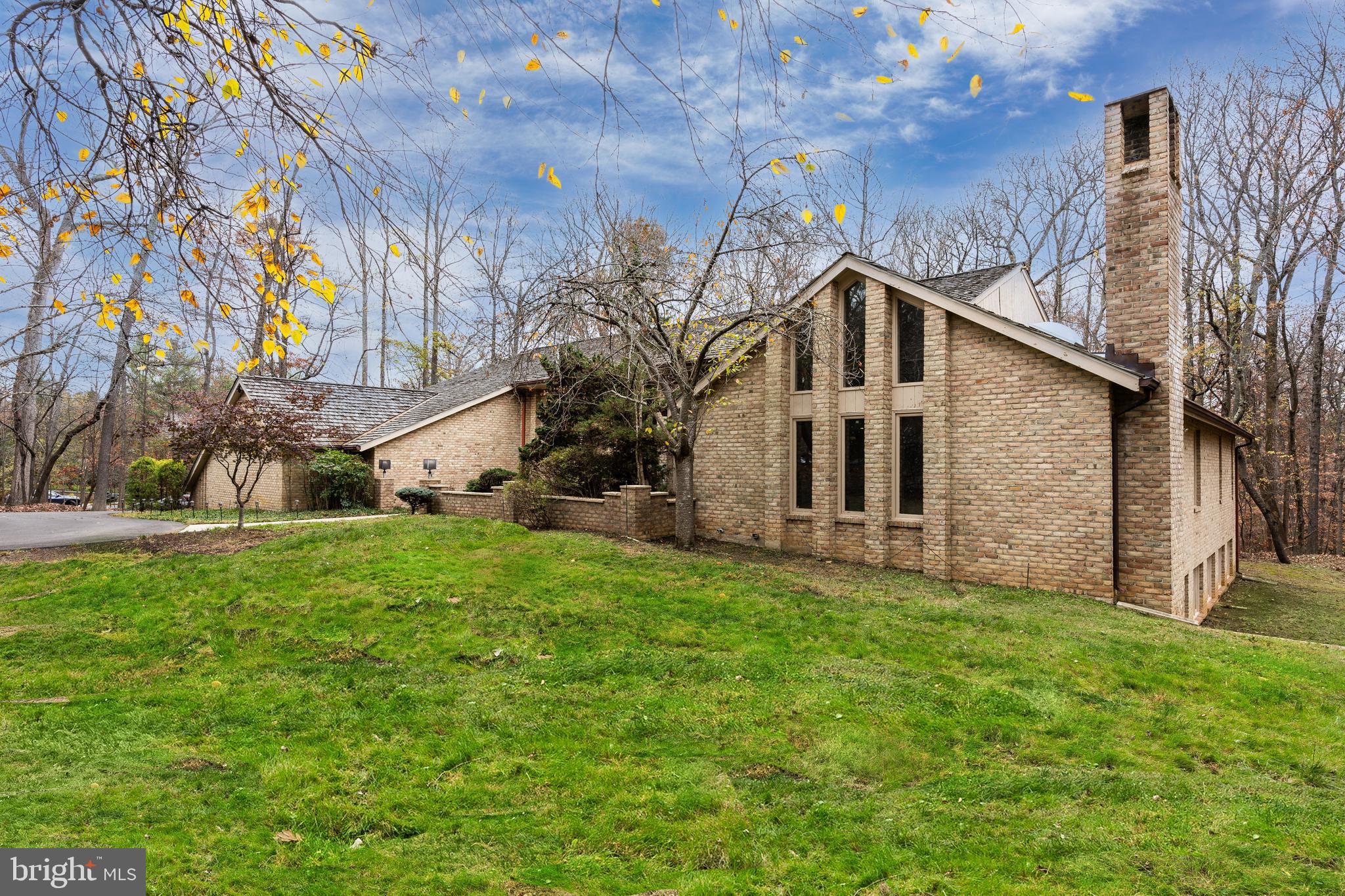 KENTSDALE ESTATES - Residential