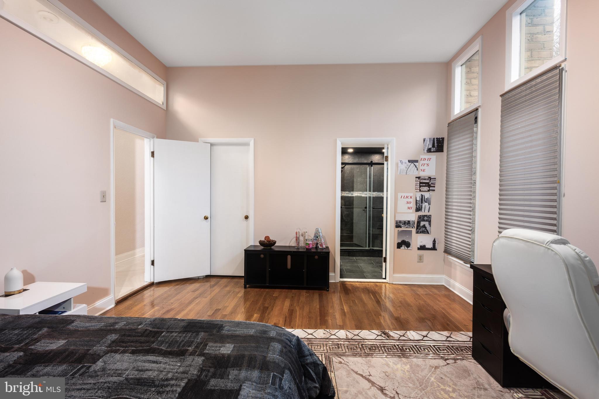 KENTSDALE ESTATES - Residential