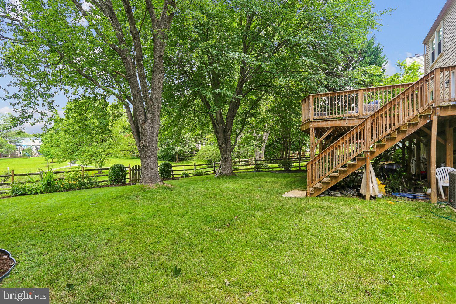 18808 CROSS COUNTRY LANE