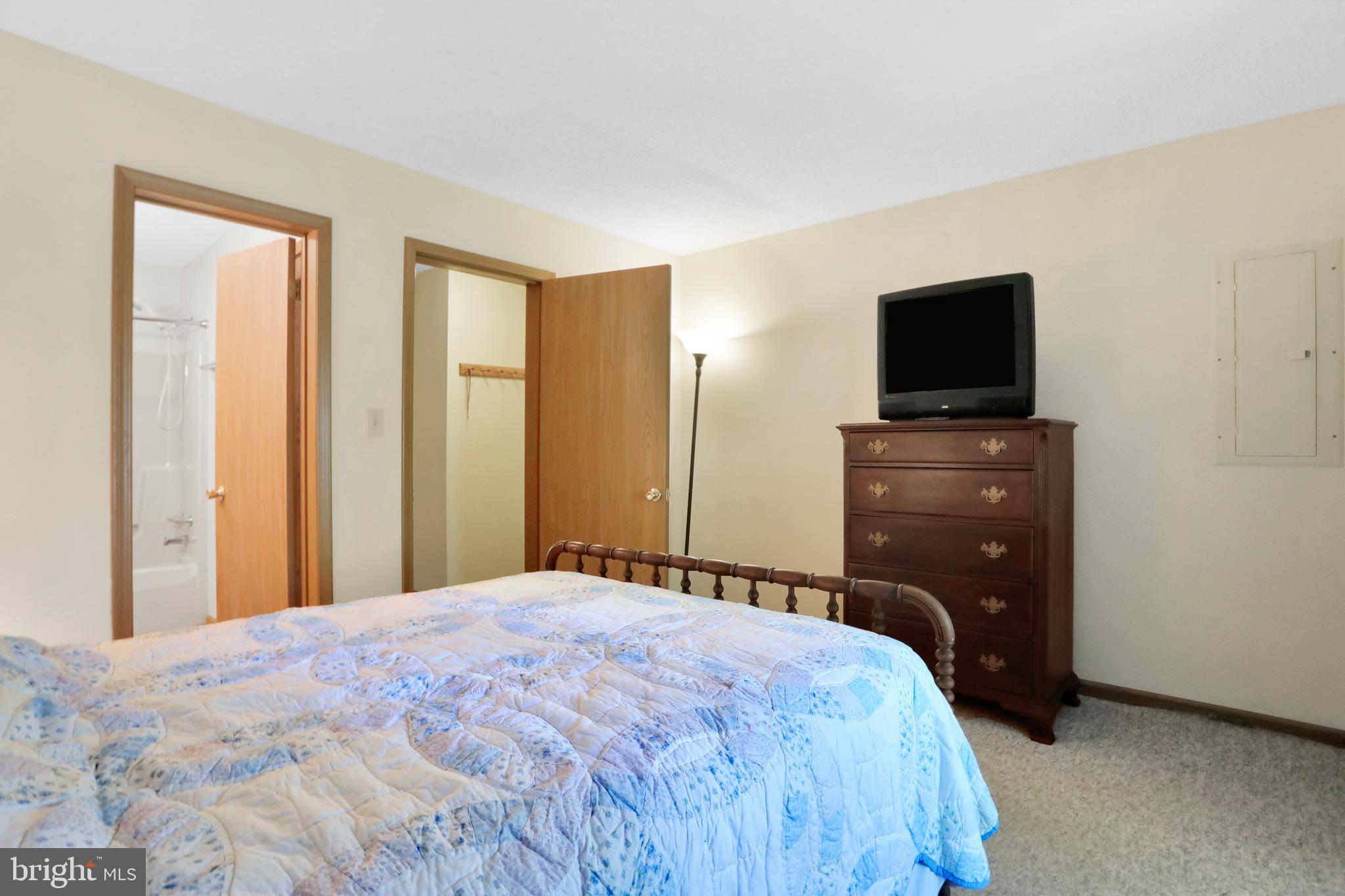 THE WOODS - Residential